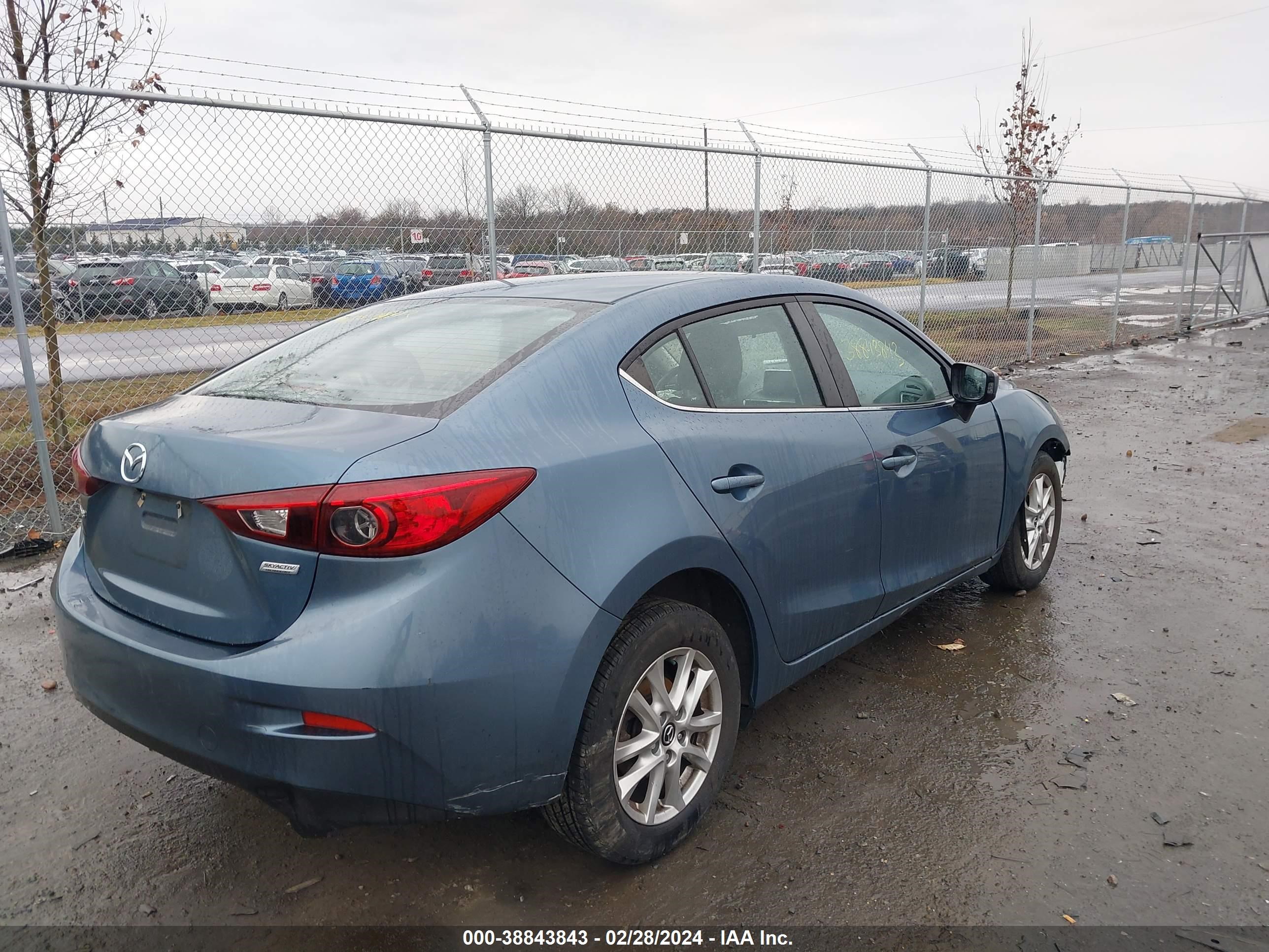 2016 Mazda Mazda3 I Sport vin: JM1BM1U72G1328678