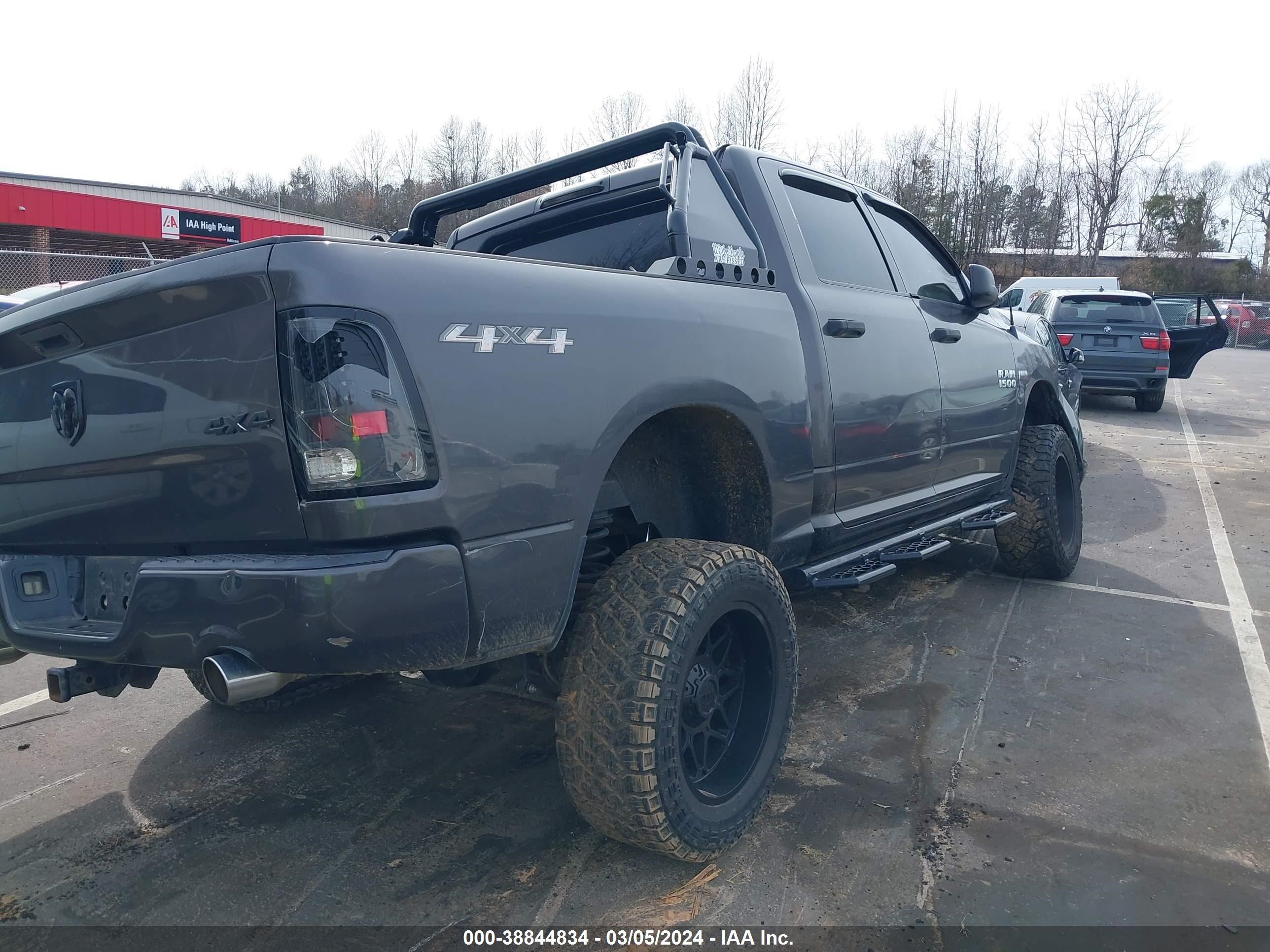 2014 Ram 1500 Express vin: 3C6RR7KT4EG289181