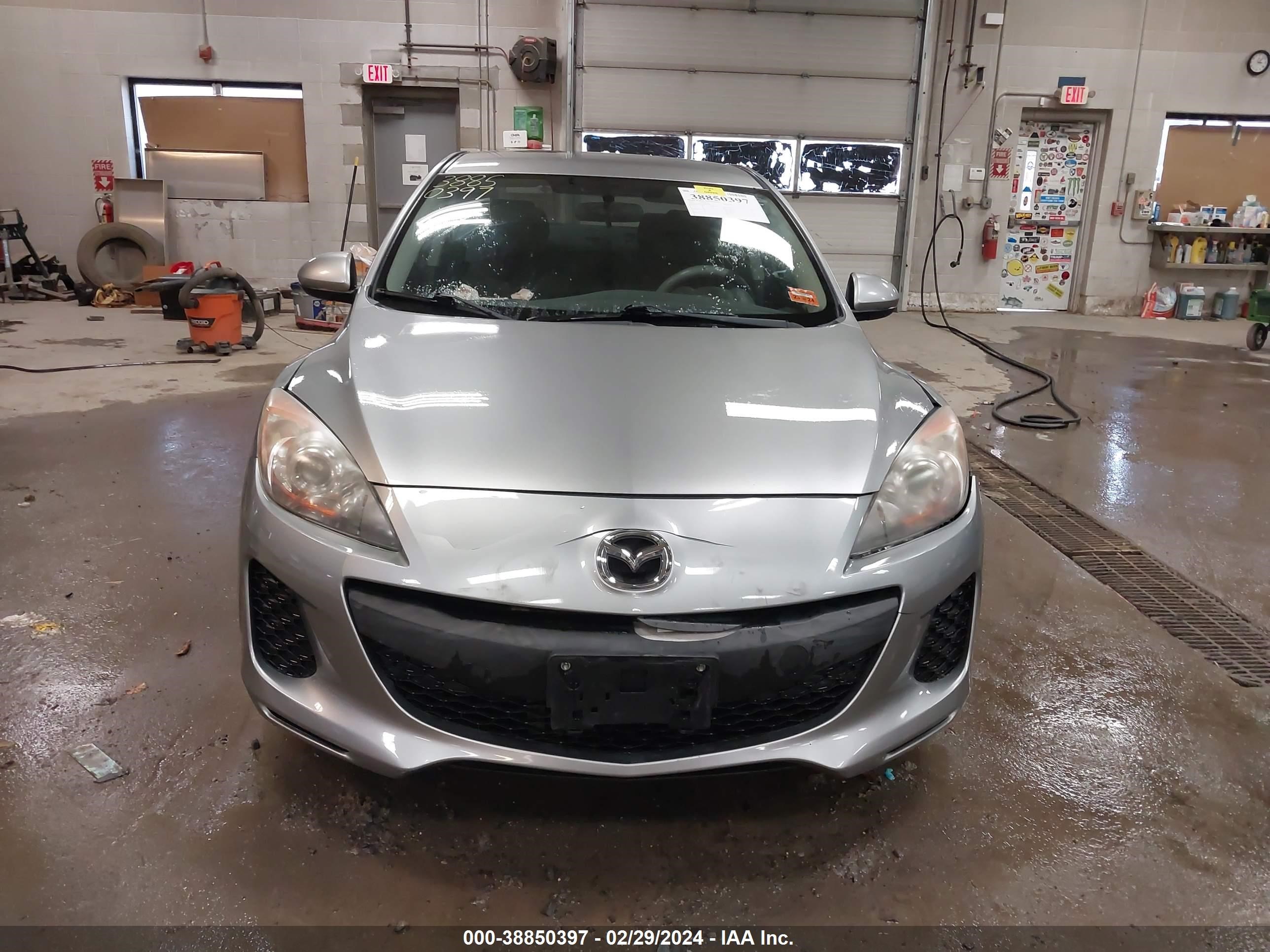 2013 Mazda Mazda3 I Sv vin: JM1BL1TGXD1810301