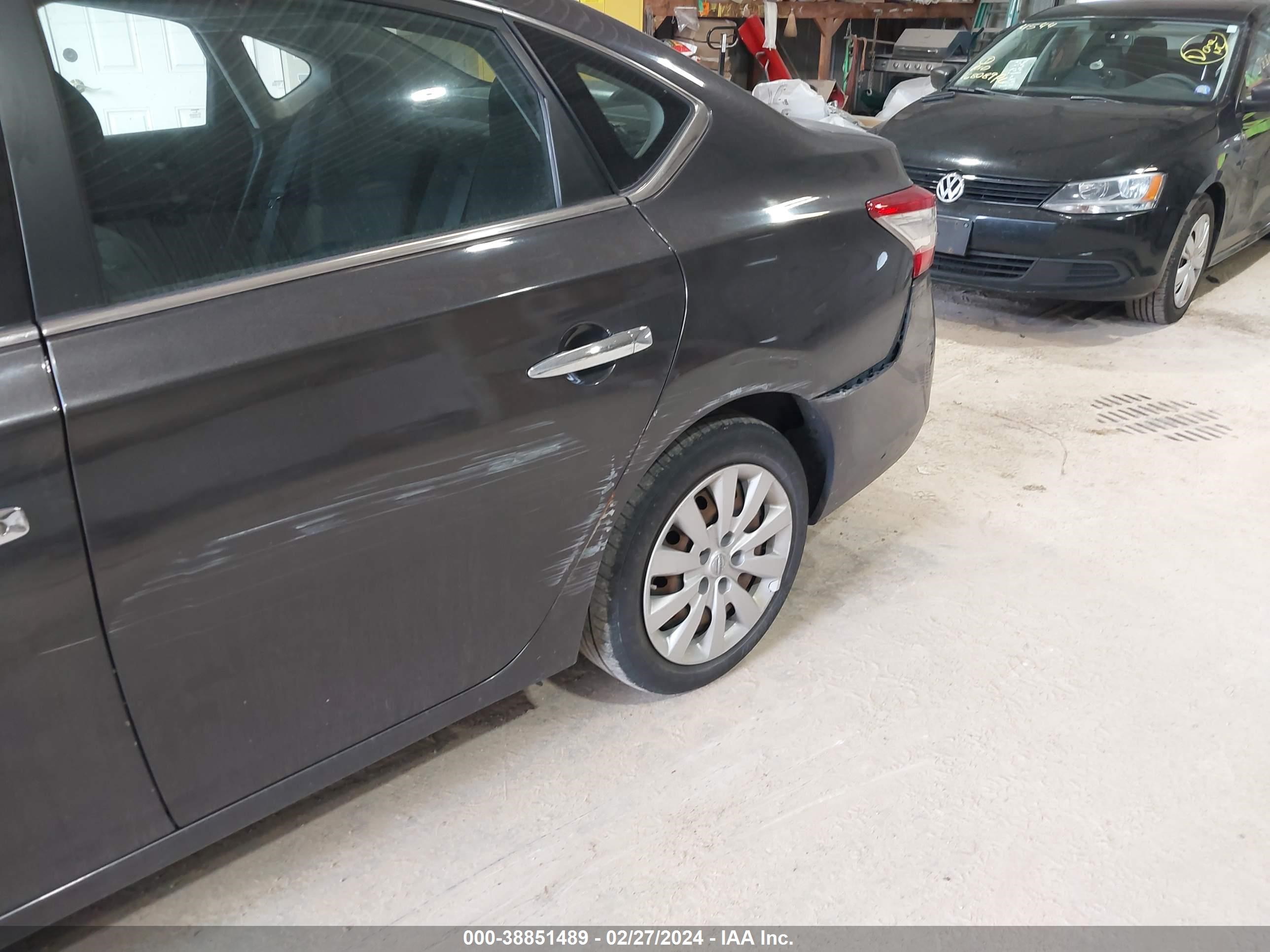 2014 Nissan Sentra Sv vin: 1N4AB7AP1EN855941