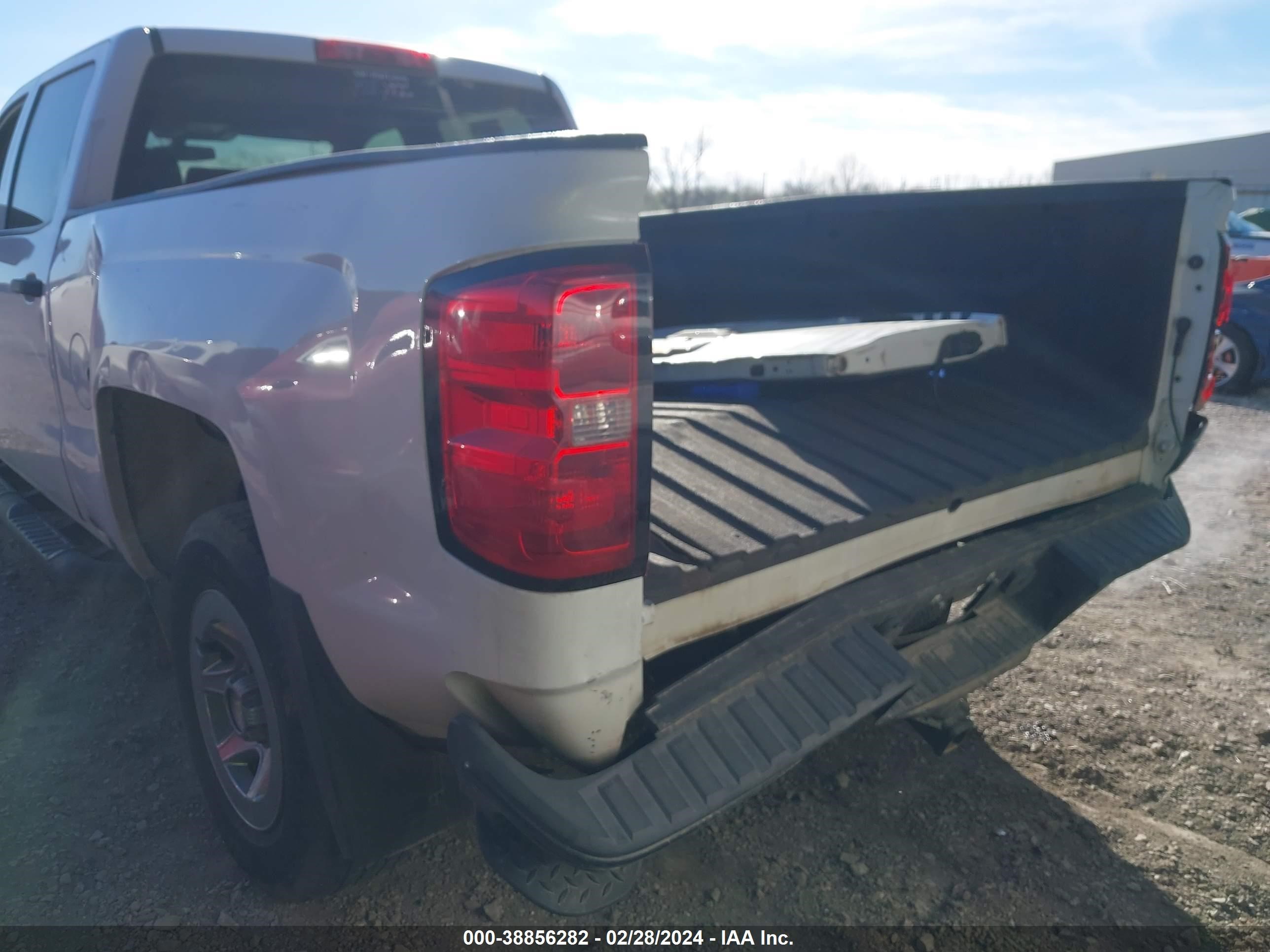 2017 Chevrolet Silverado 1500 Wt vin: 3GCPCNEC0HG133516