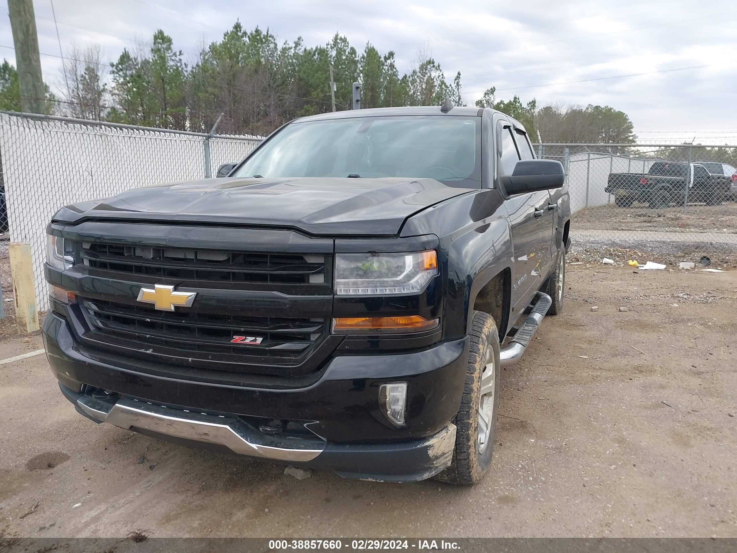 2017 Chevrolet Silverado 1500 2Lt vin: 1GCVKREC9HZ198494