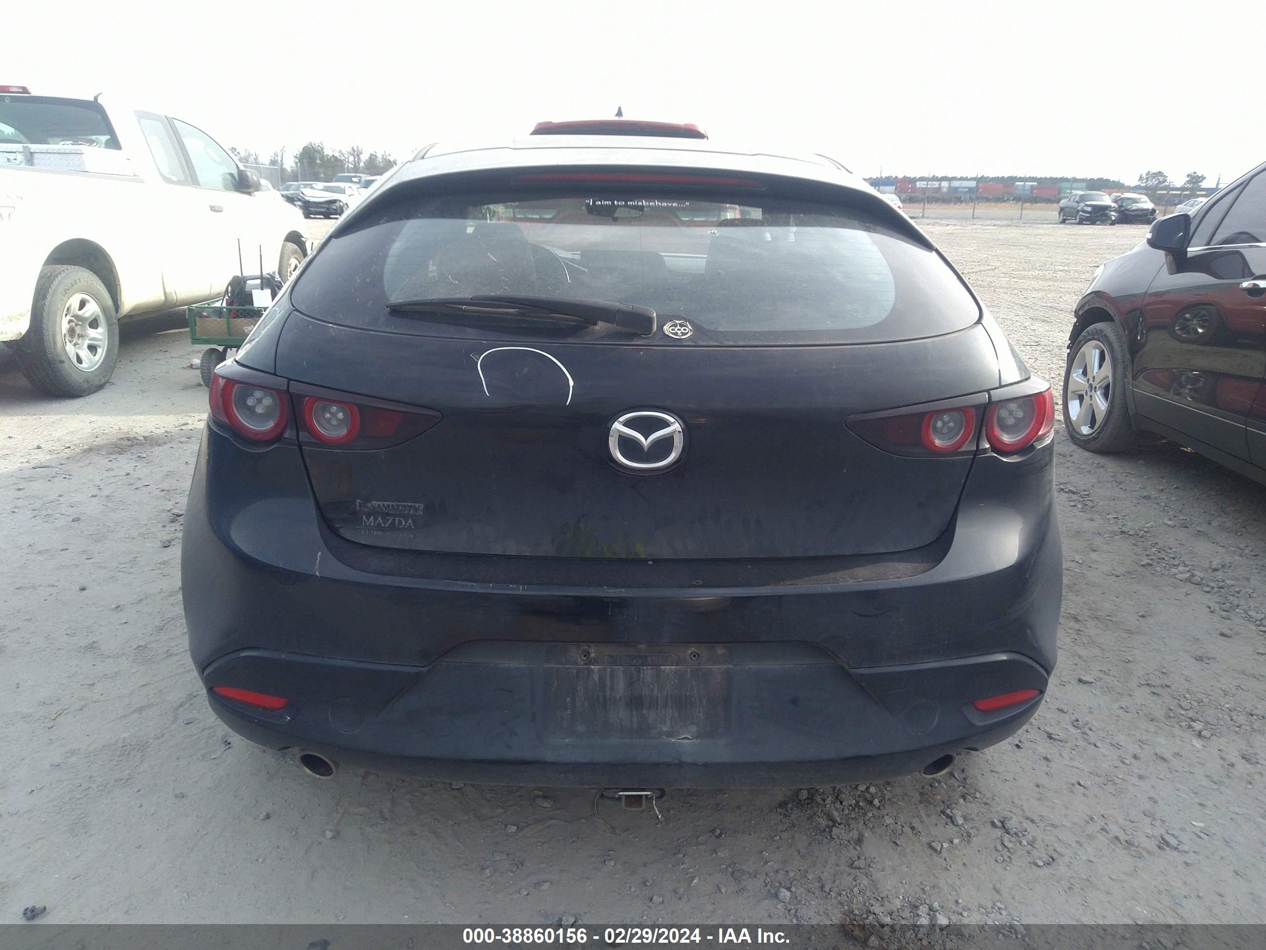 2021 Mazda Mazda3 Select vin: JM1BPAKL8M1400485