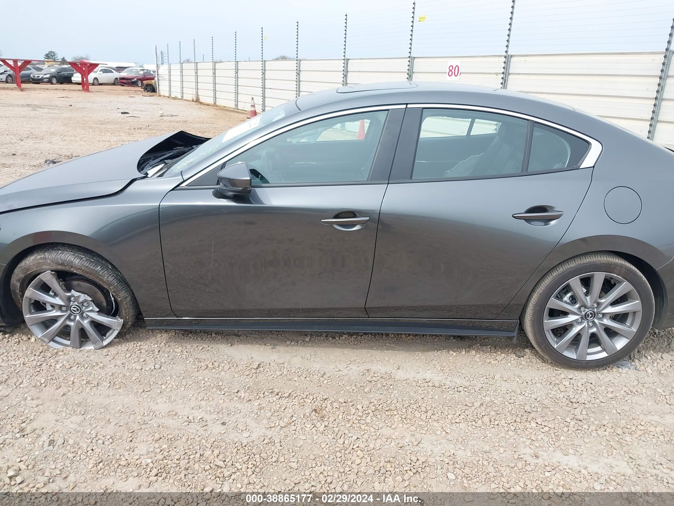 2023 Mazda Mazda3 2.5 S Preferred vin: 3MZBPACM6PM374917