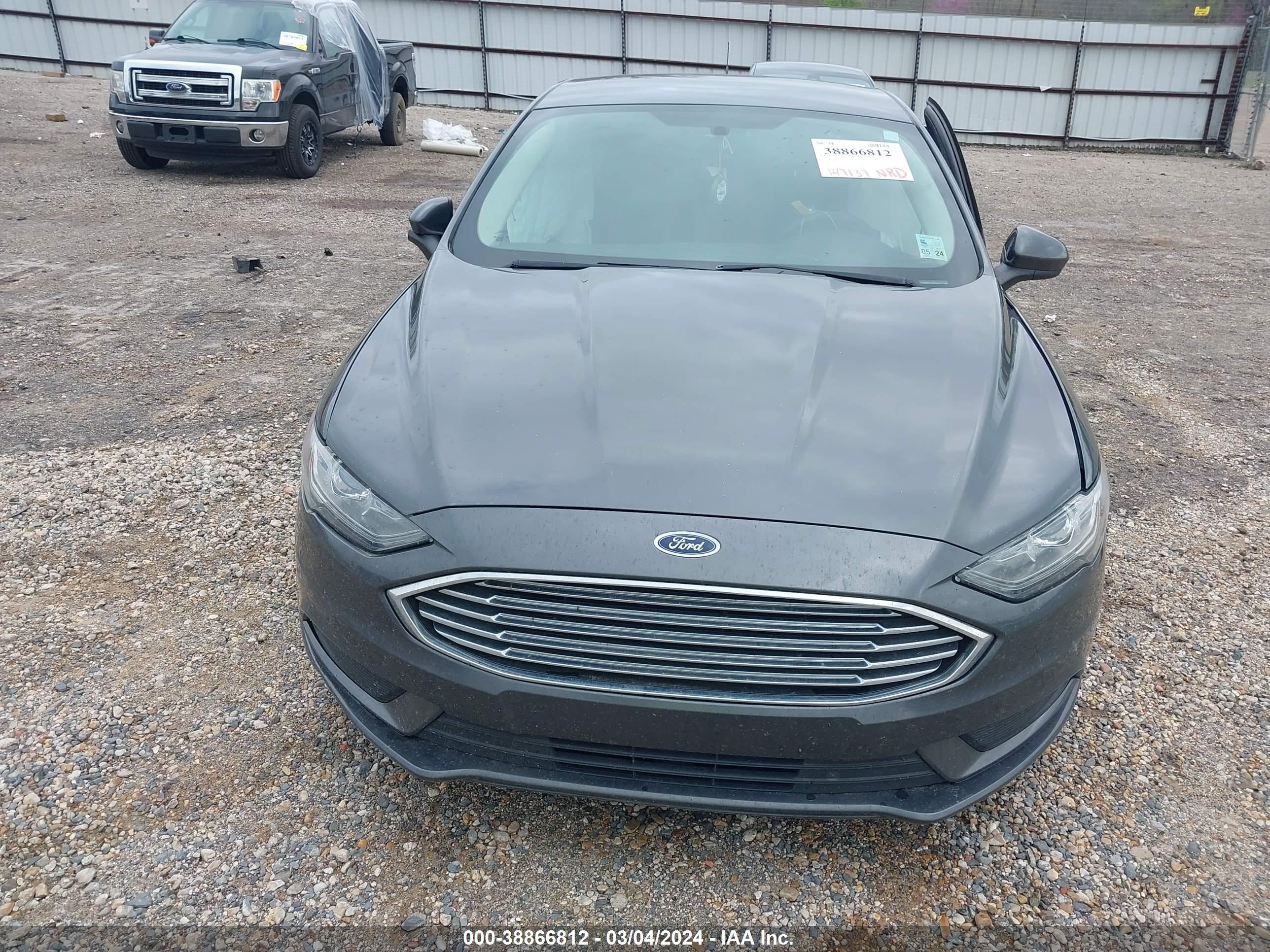 2018 Ford Fusion Hybrid Se vin: 3FA6P0LU9JR141421