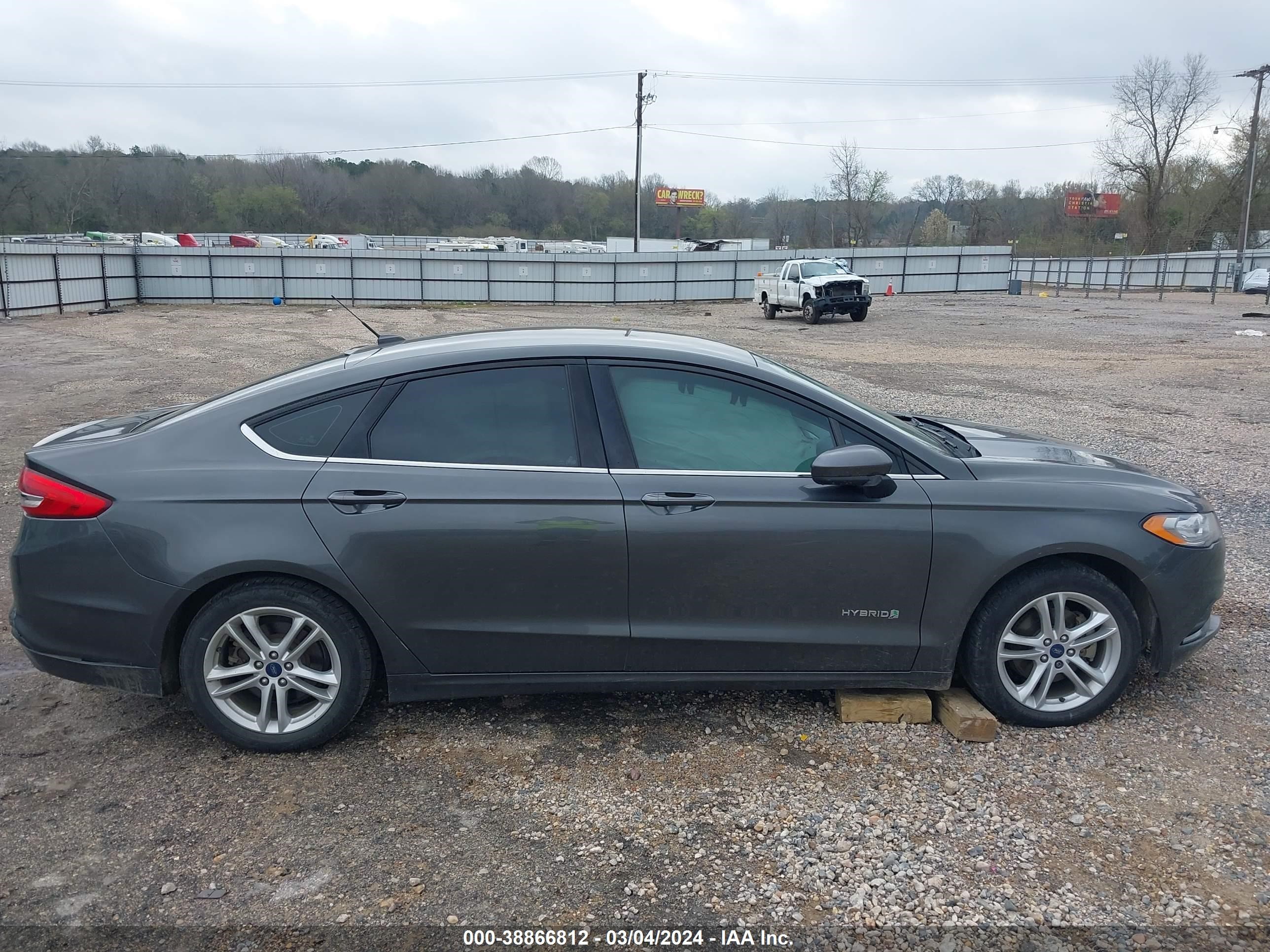 2018 Ford Fusion Hybrid Se vin: 3FA6P0LU9JR141421