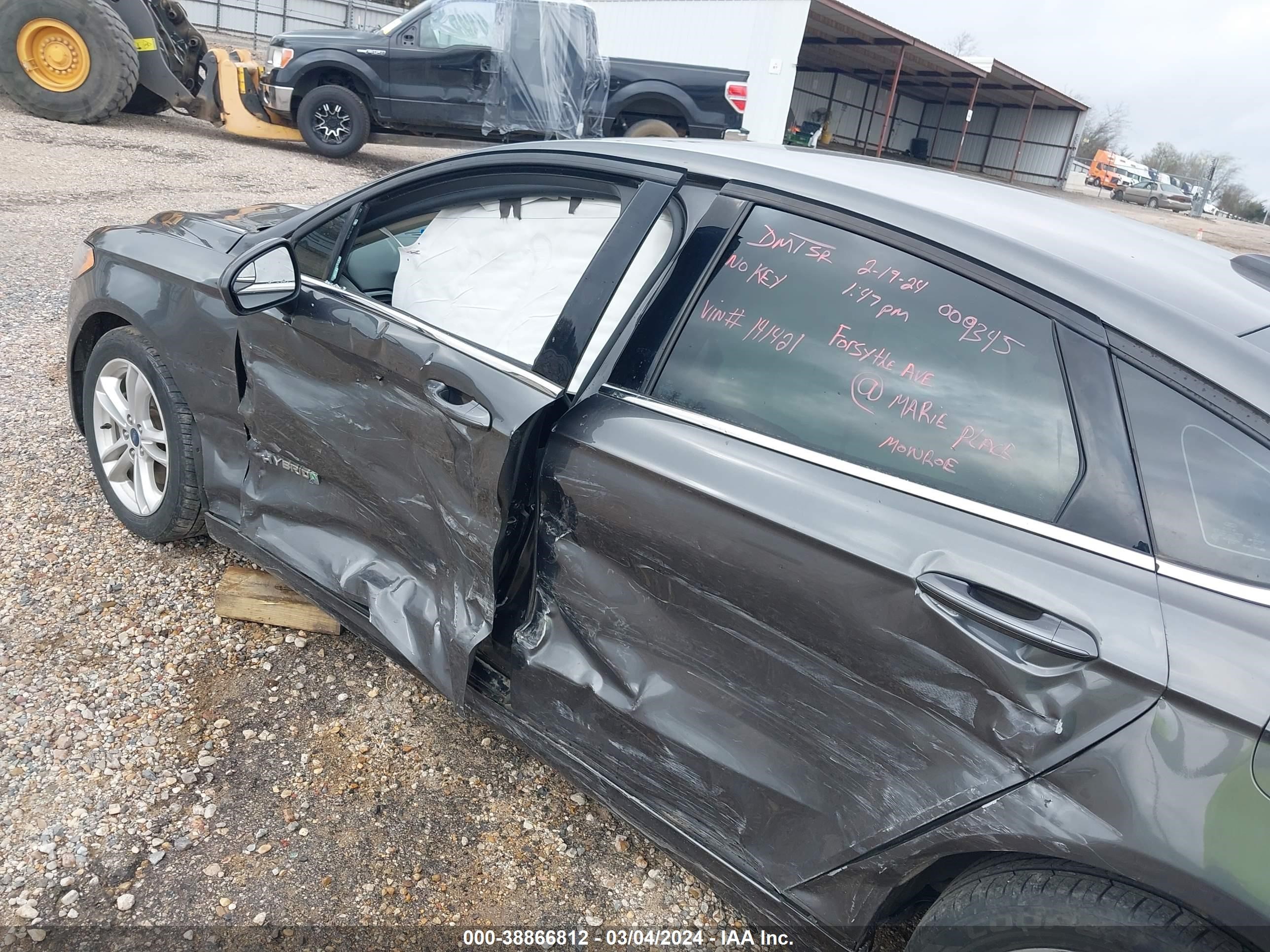 2018 Ford Fusion Hybrid Se vin: 3FA6P0LU9JR141421