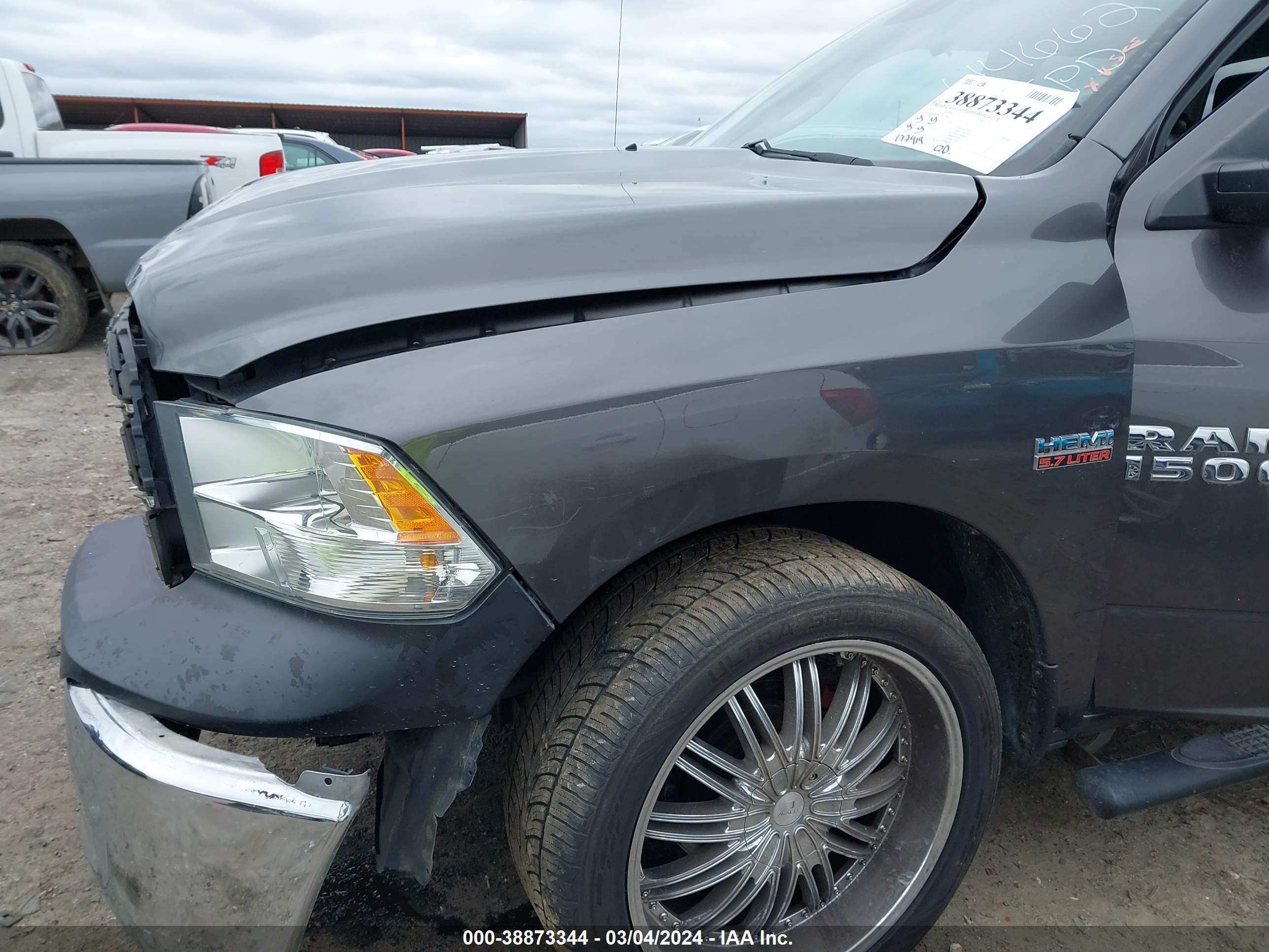 2014 Ram 1500 Tradesman vin: 1C6RR6FT3ES178456