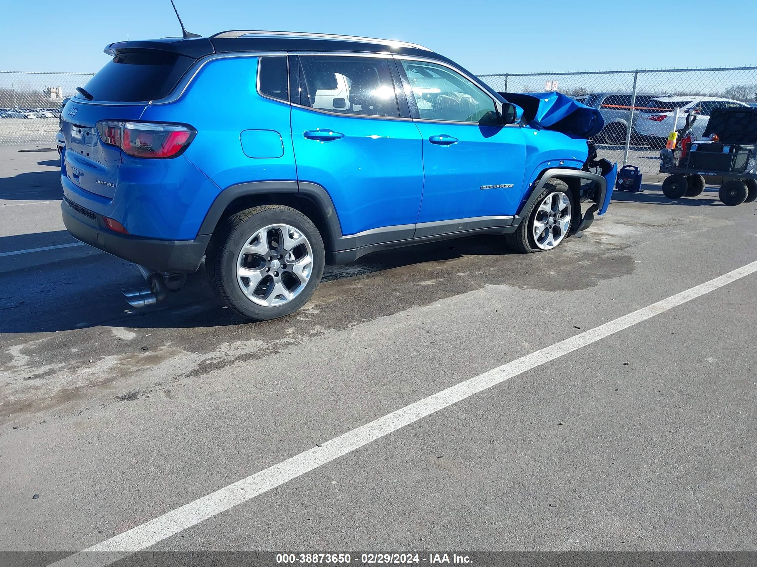 2019 Jeep Compass Limited 4X4 vin: 3C4NJDCB9KT647431