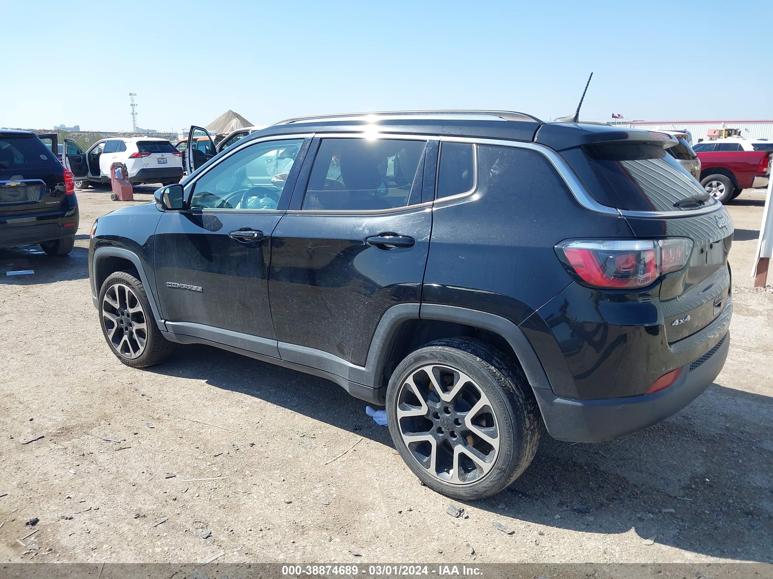 2018 Jeep Compass Limited 4X4 vin: 3C4NJDCB5JT101160