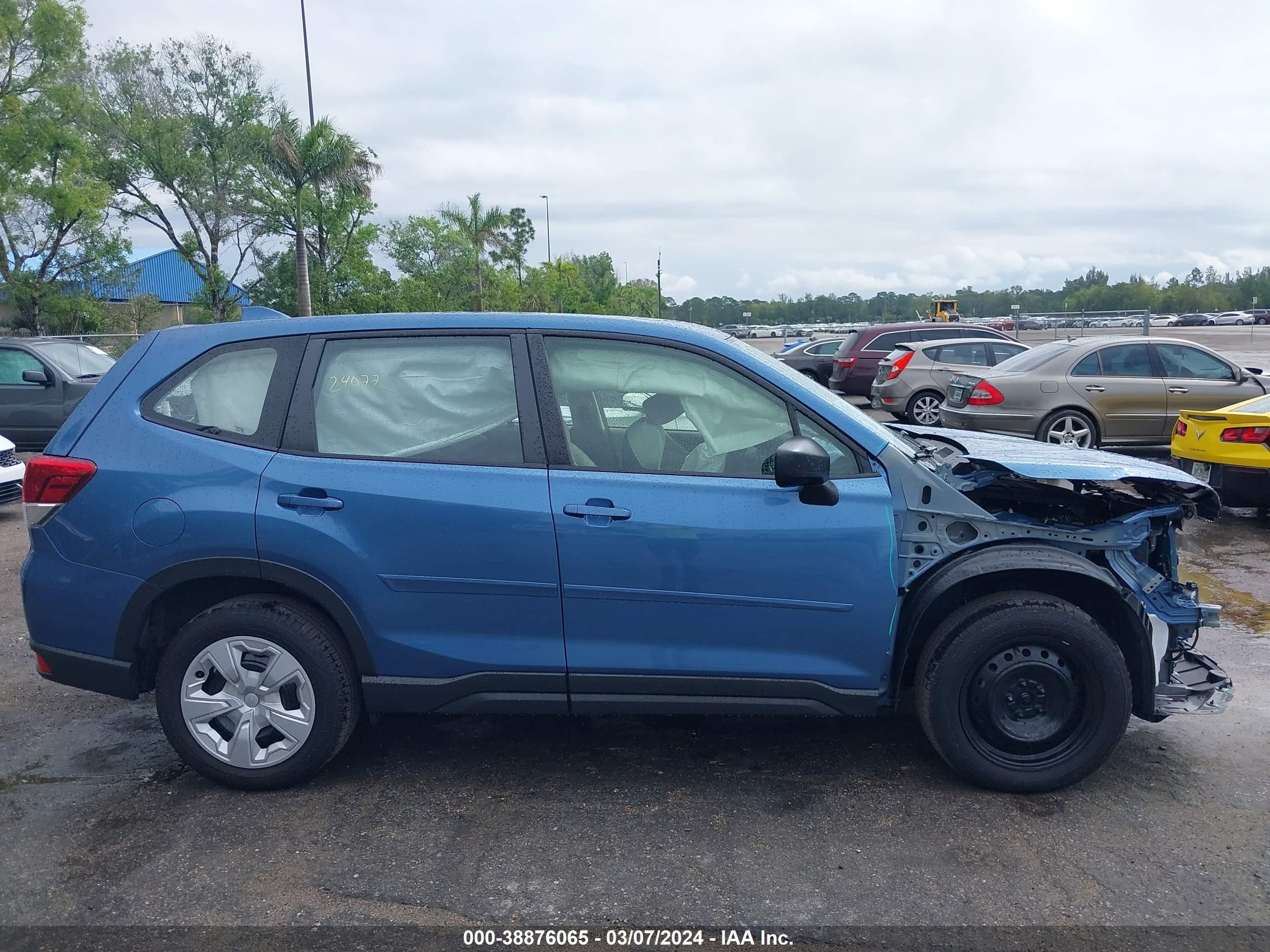 2021 Subaru Forester vin: JF2SKAAC6MH414409