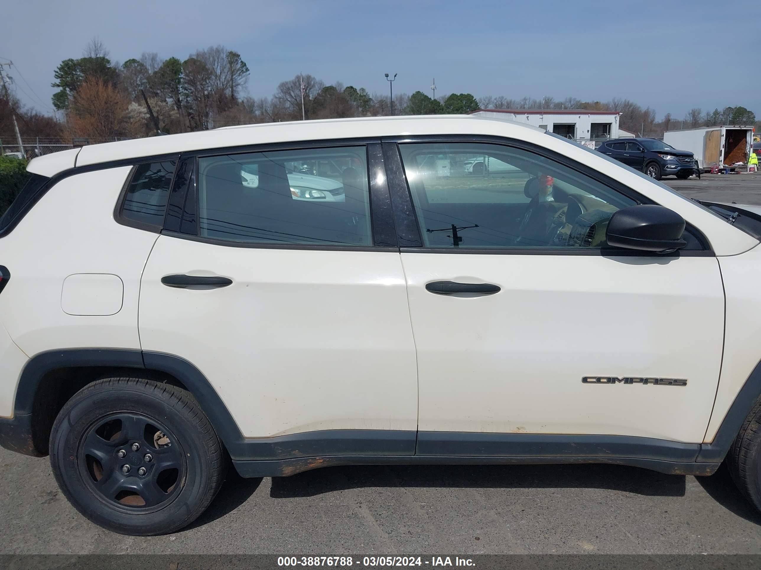 2018 Jeep Compass Sport Fwd vin: 3C4NJCAB5JT151697