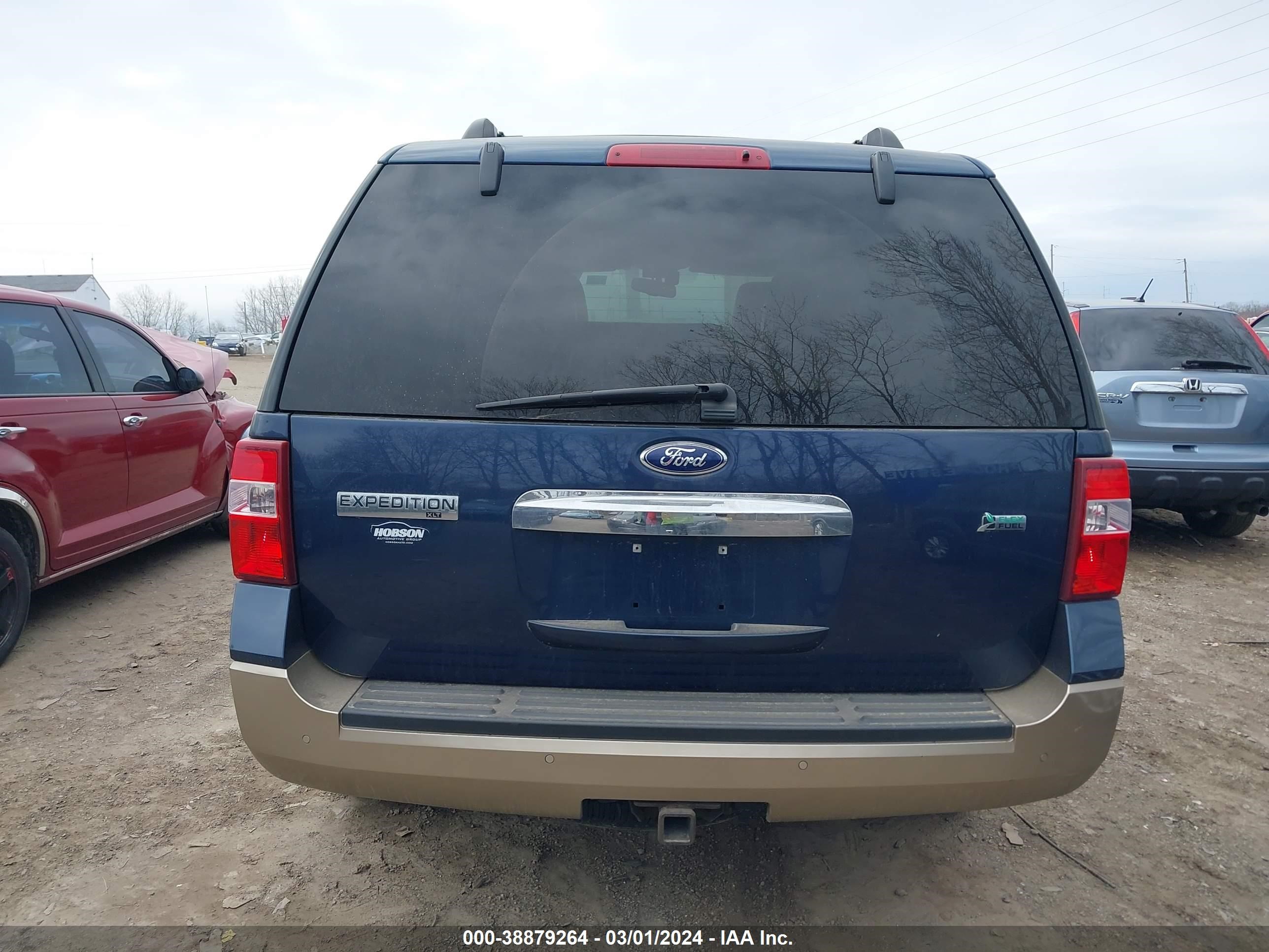 2013 Ford Expedition Xlt vin: 1FMJU1J51DEF43001