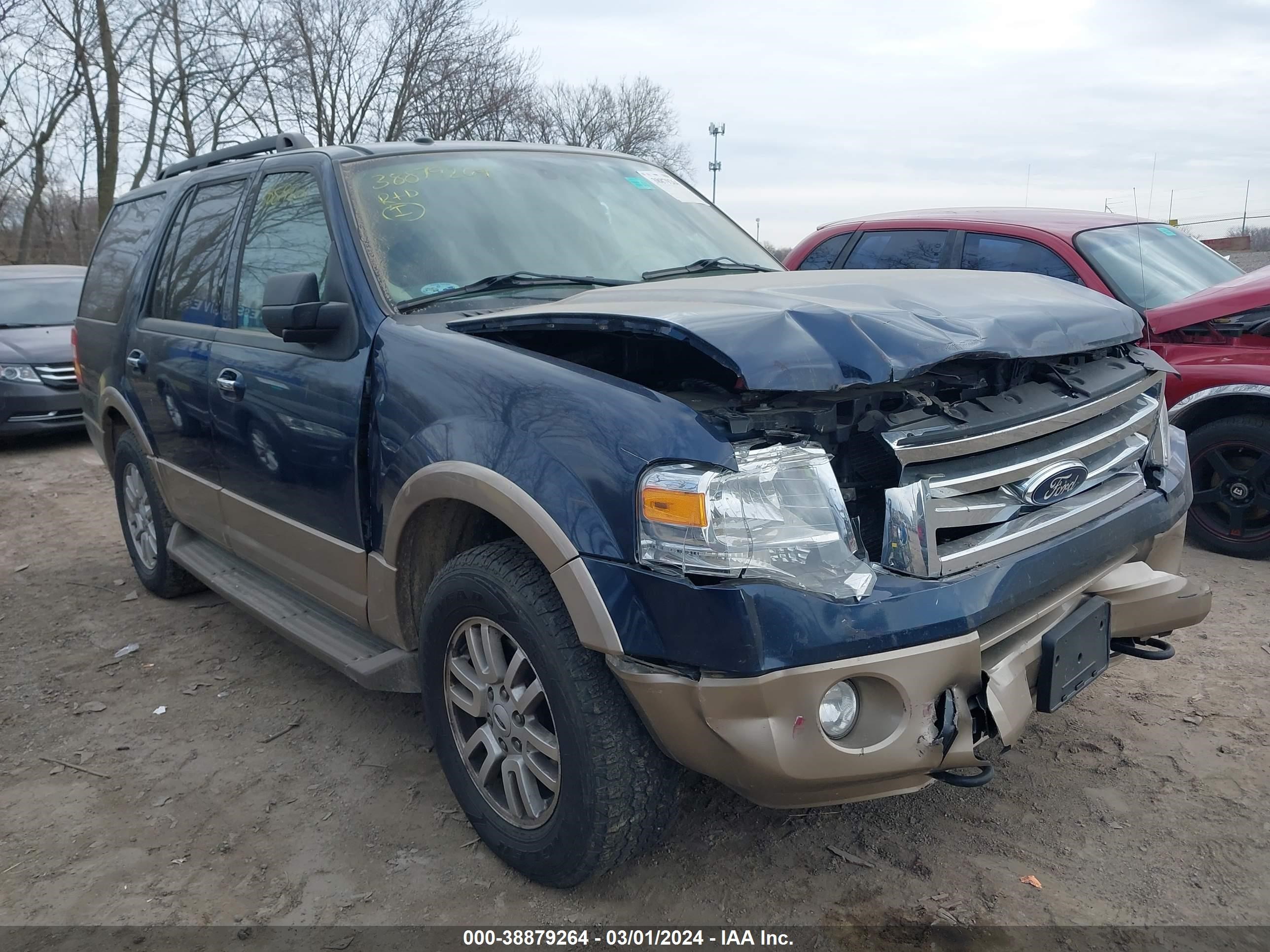 2013 Ford Expedition Xlt vin: 1FMJU1J51DEF43001