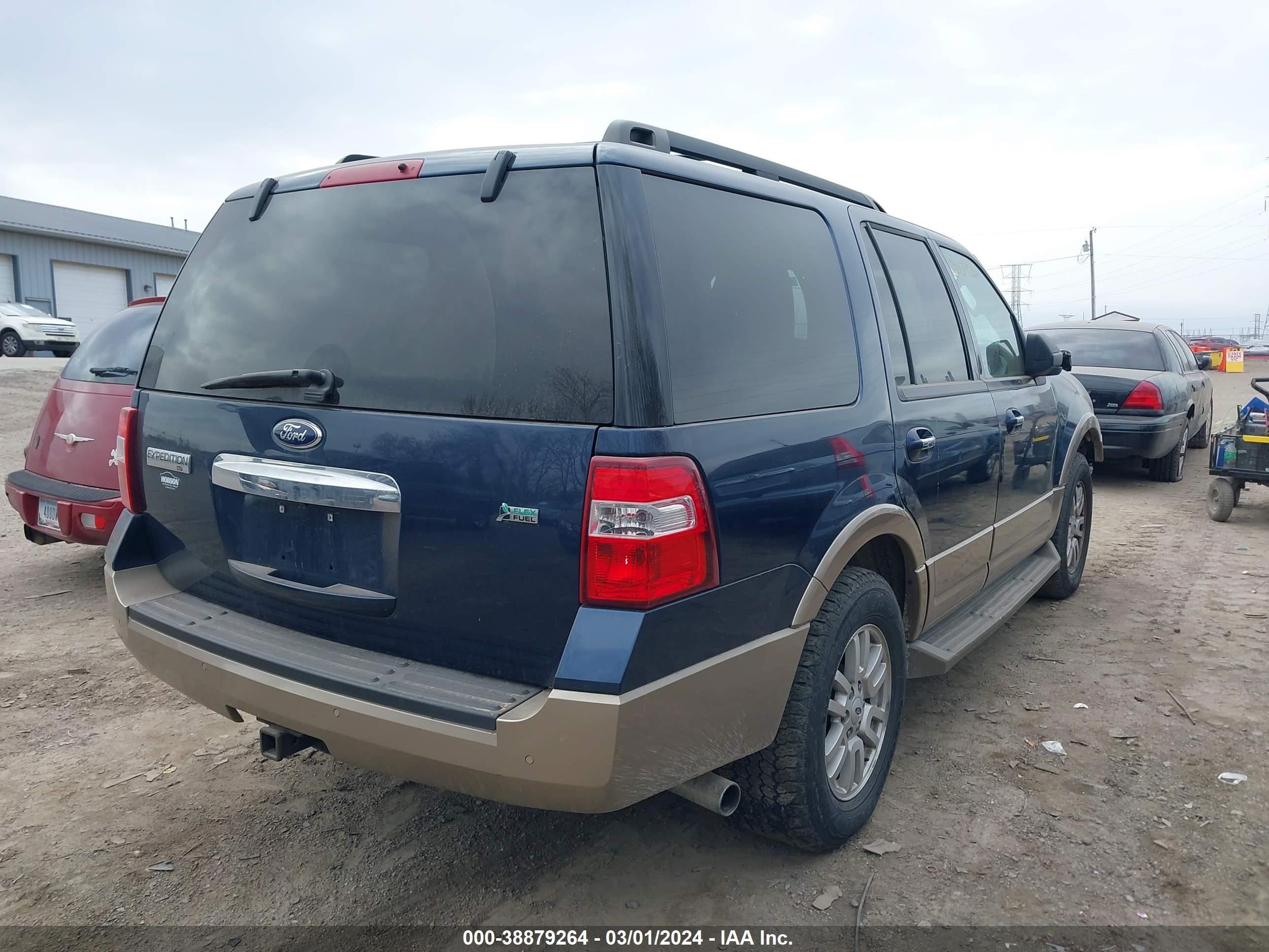 2013 Ford Expedition Xlt vin: 1FMJU1J51DEF43001