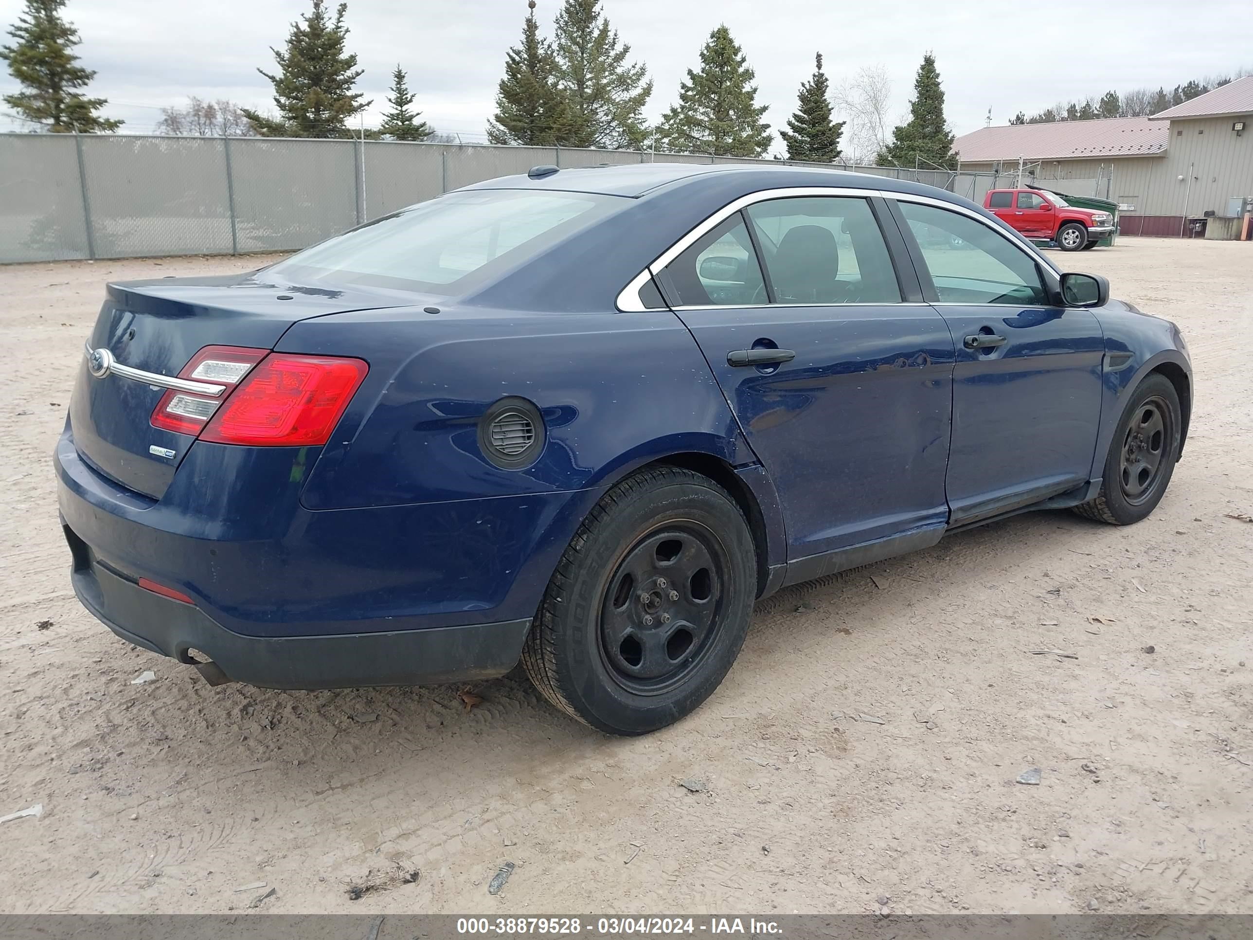 2014 Ford Police Interceptor vin: 1FAHP2MK1EG111909