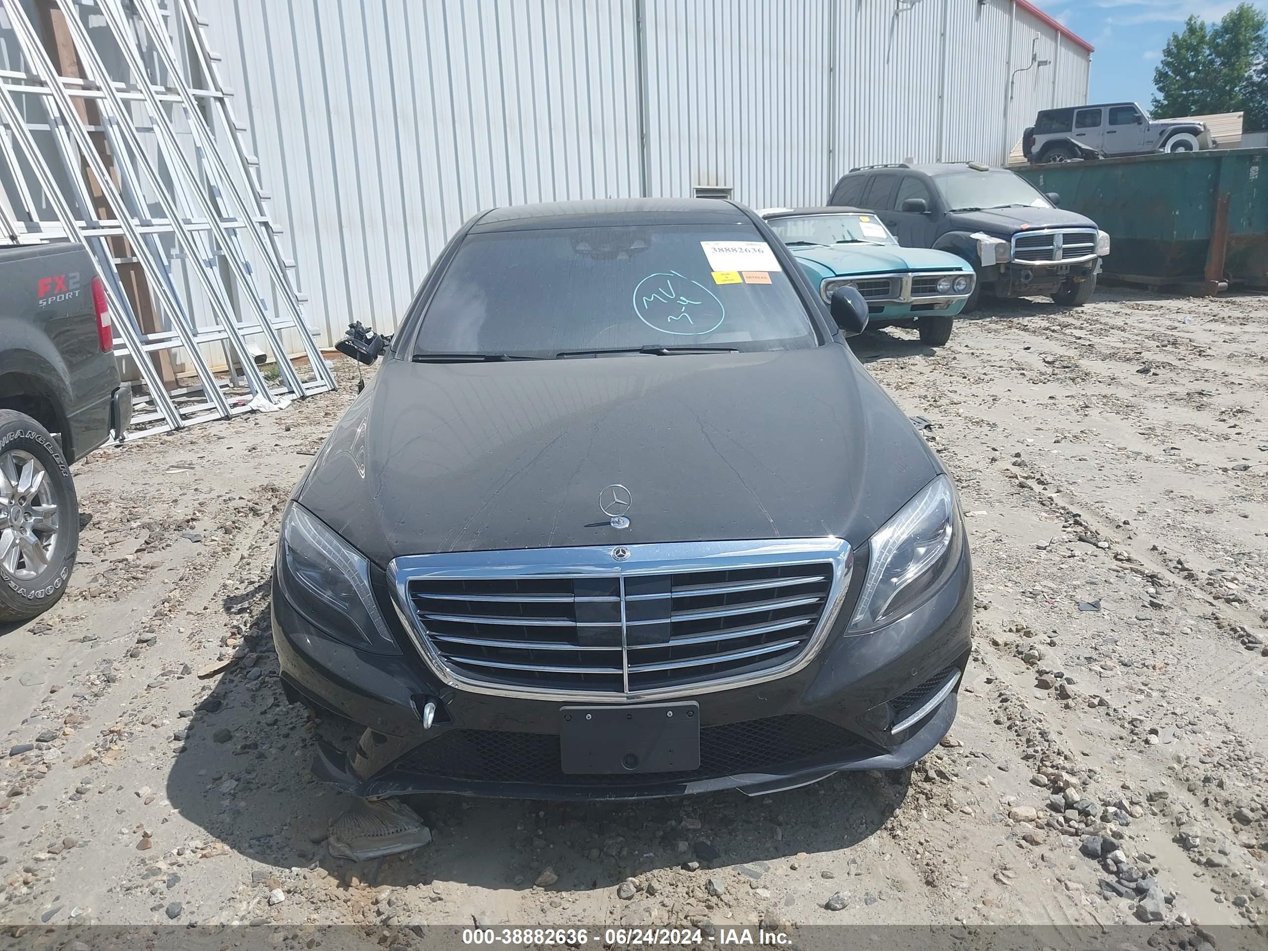 2015 Mercedes-Benz S 550 vin: WDDUG8CB3FA094876