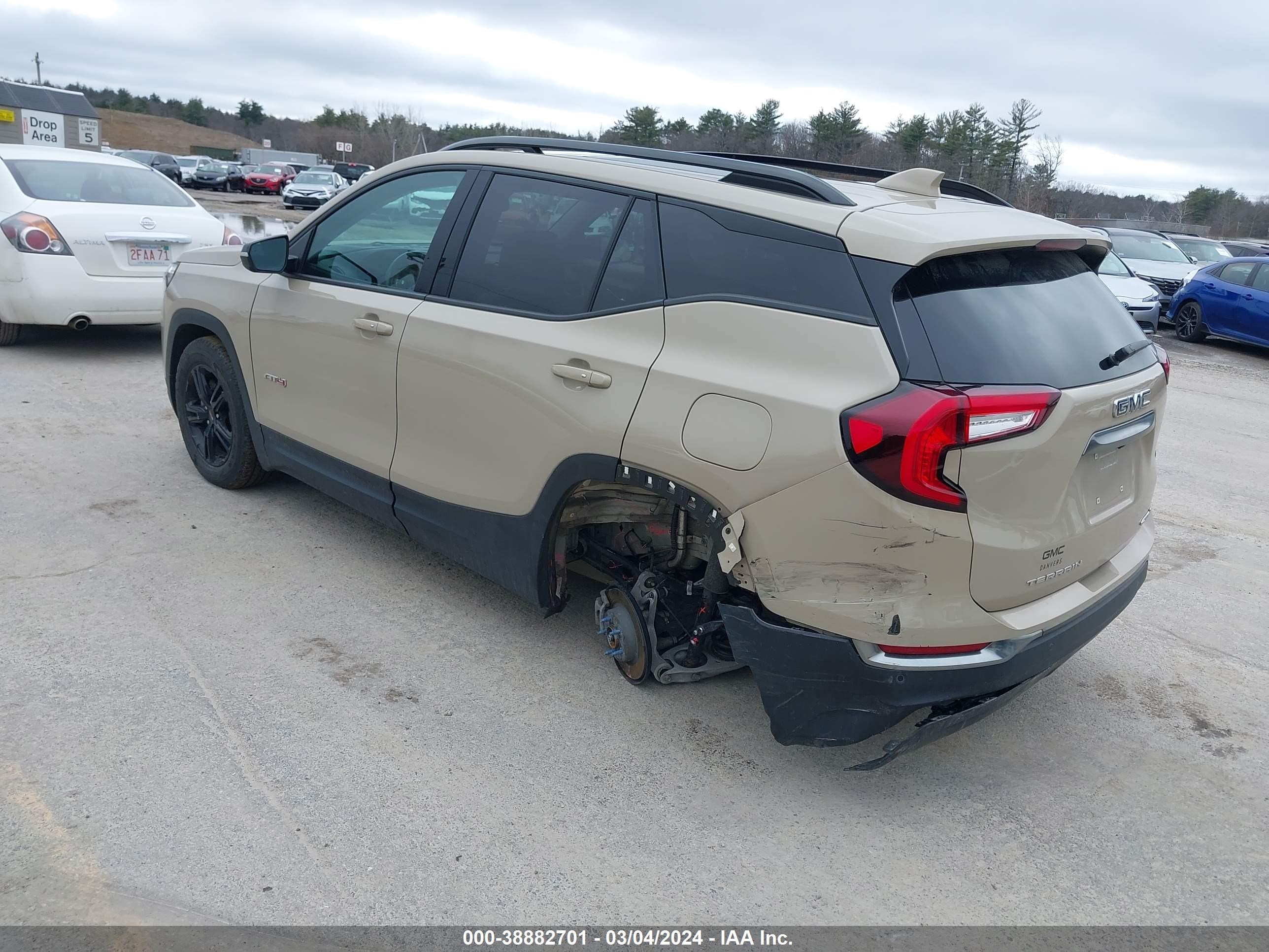 2022 GMC Terrain Awd At4 vin: 3GKALYEV5NL164308