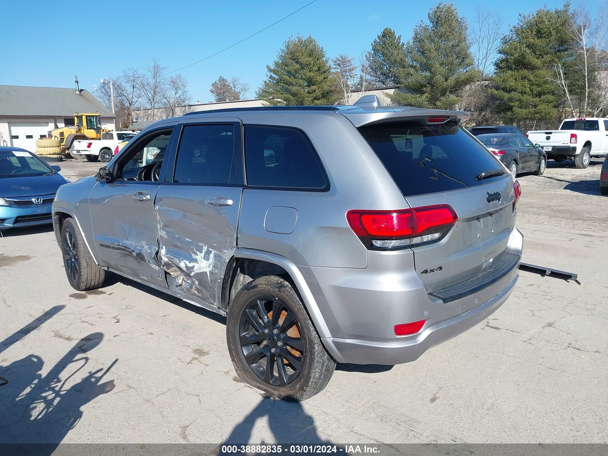 2018 Jeep Grand Cherokee Altitude 4X4 vin: 1C4RJFAG0JC285205