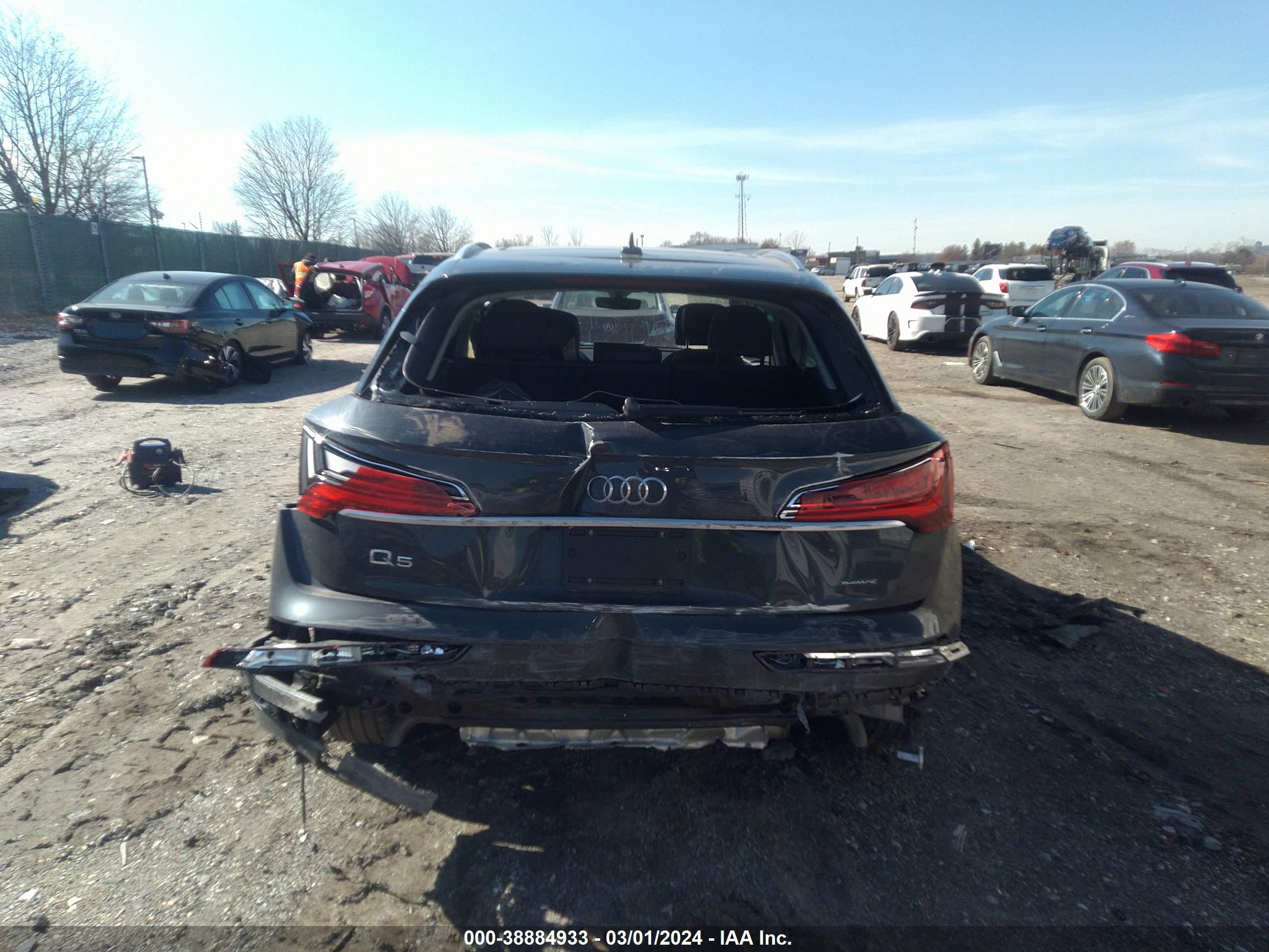 2021 Audi Q5 Premium 45 Tfsi Quattro S Tronic vin: WA1AAAFY9M2057144