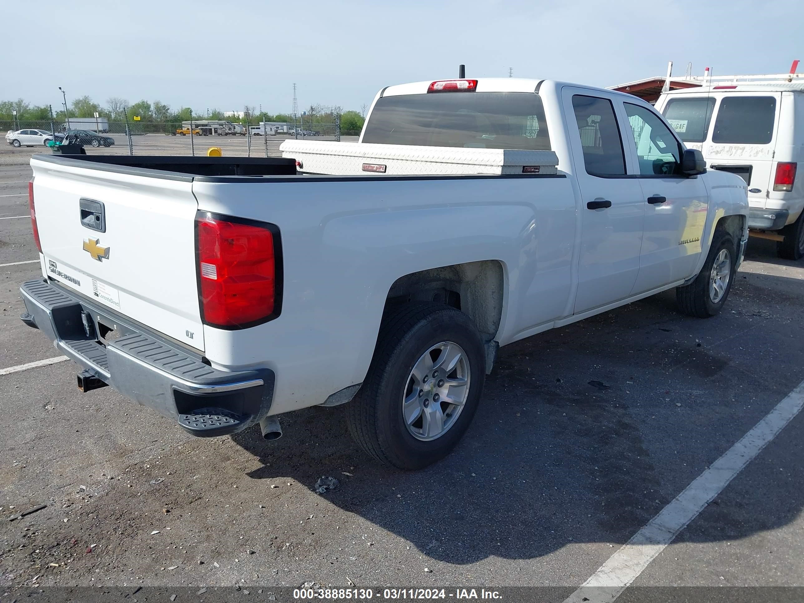 2014 Chevrolet Silverado 1500 1Lt vin: 1GCRCREC2EZ358841