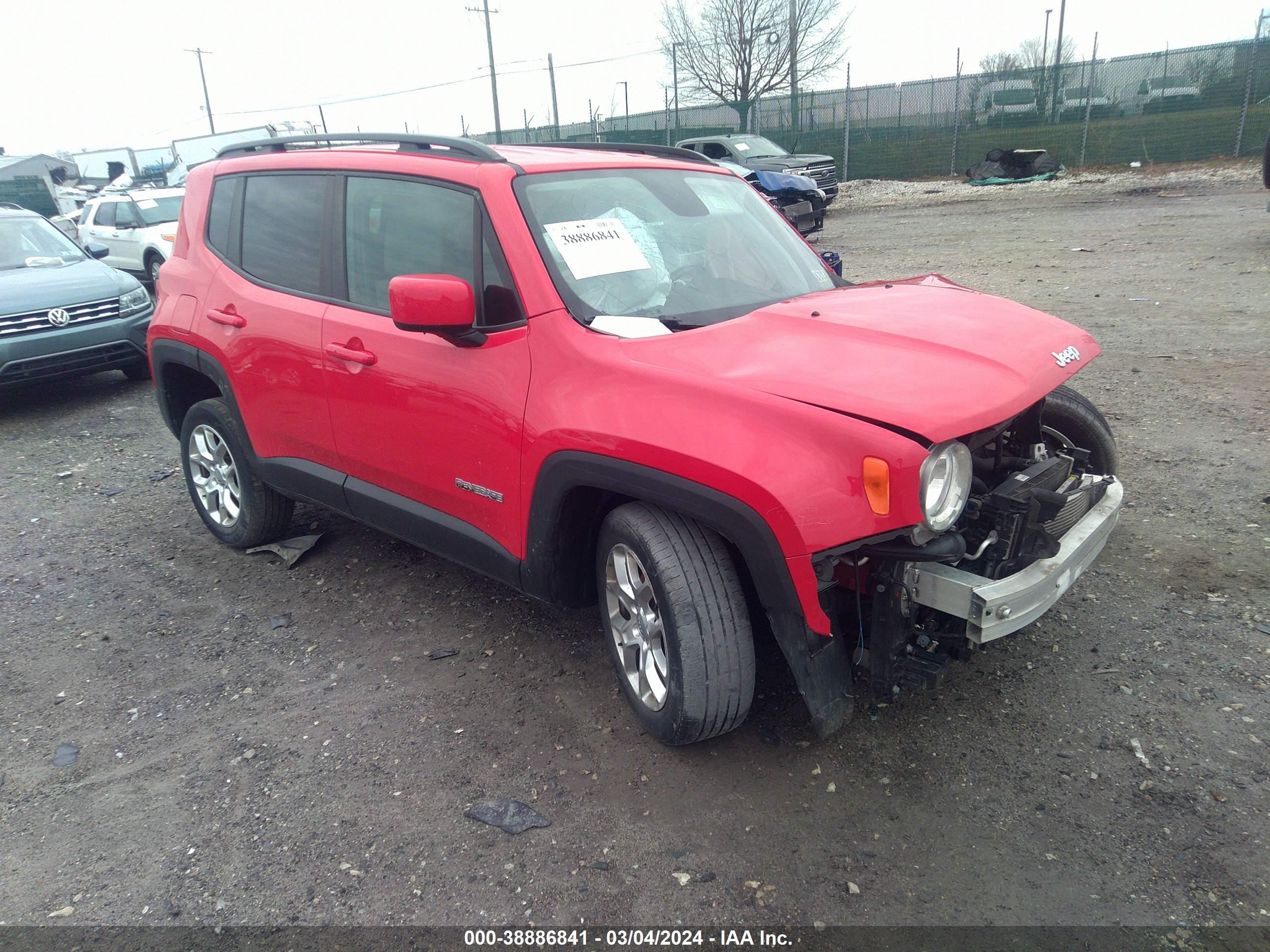 2018 Jeep Renegade Latitude 4X4 vin: ZACCJBBBXJPG94406