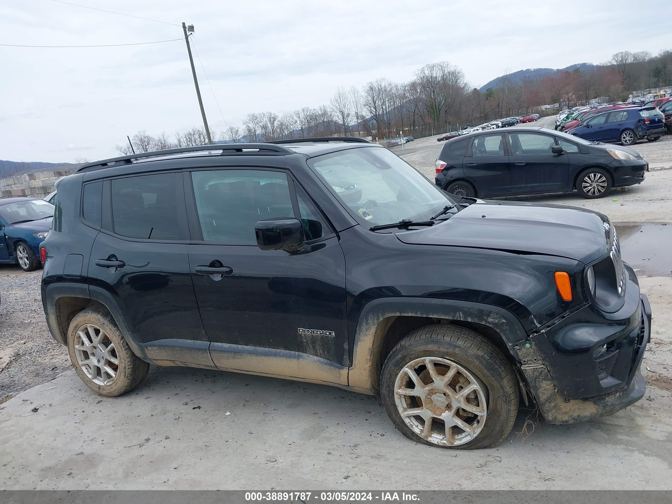 2021 Jeep Renegade Latitude 4X4 vin: ZACNJDBB6MPM52251