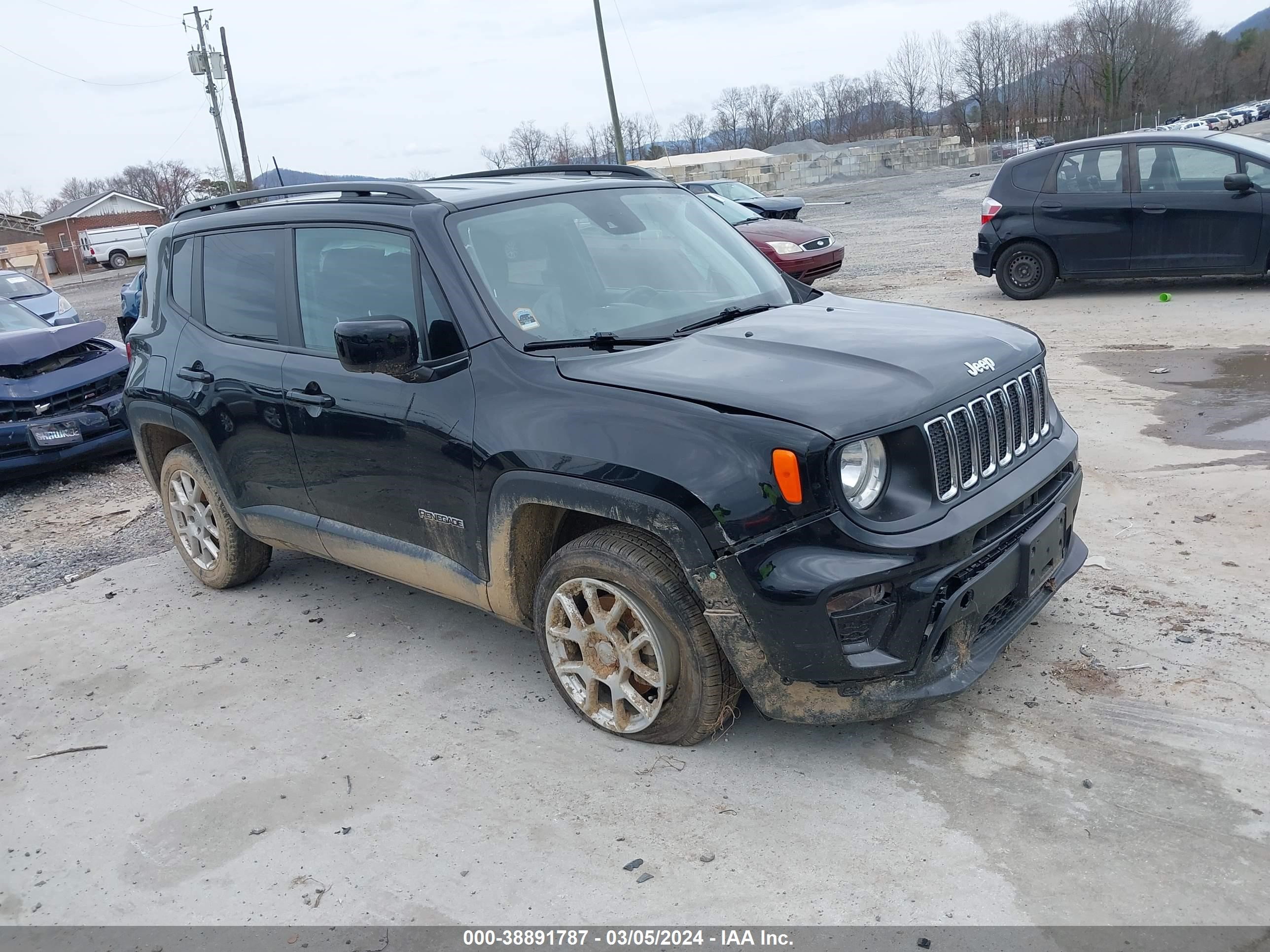 2021 Jeep Renegade Latitude 4X4 vin: ZACNJDBB6MPM52251