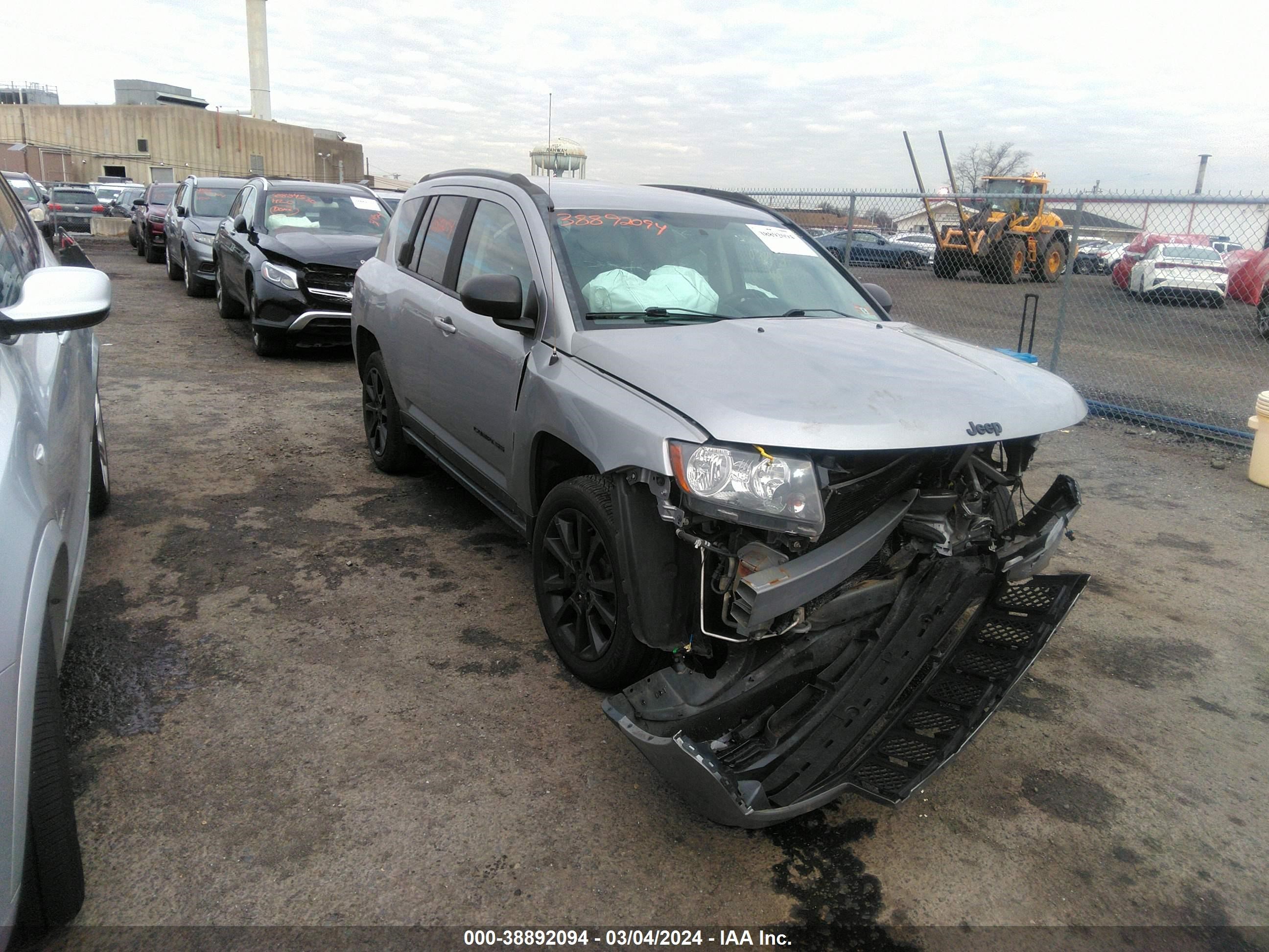 2015 Jeep Compass Altitude Edition vin: 1C4NJCBA6FD373166