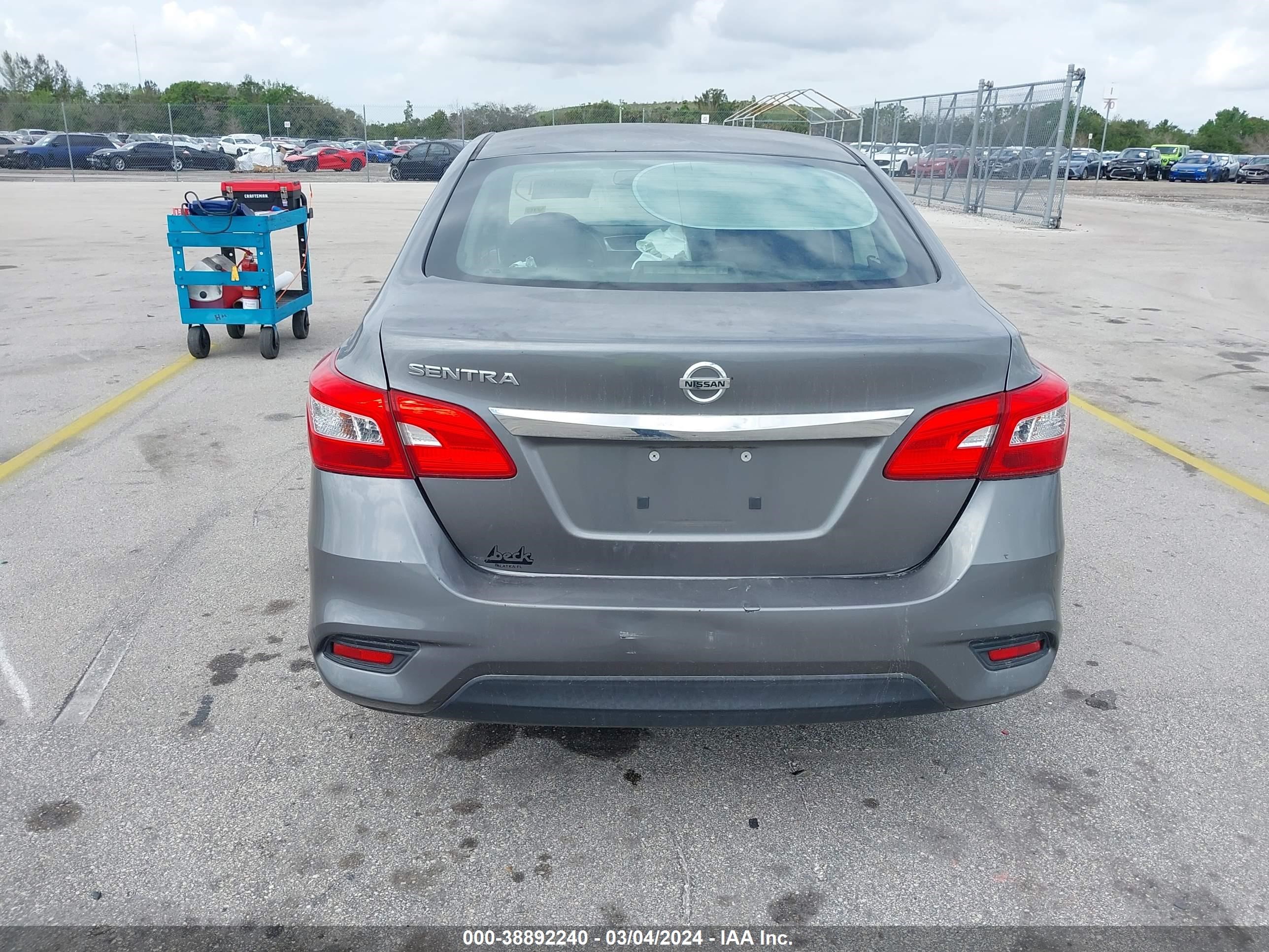 2016 Nissan Sentra S vin: 3N1AB7AP0GY318013