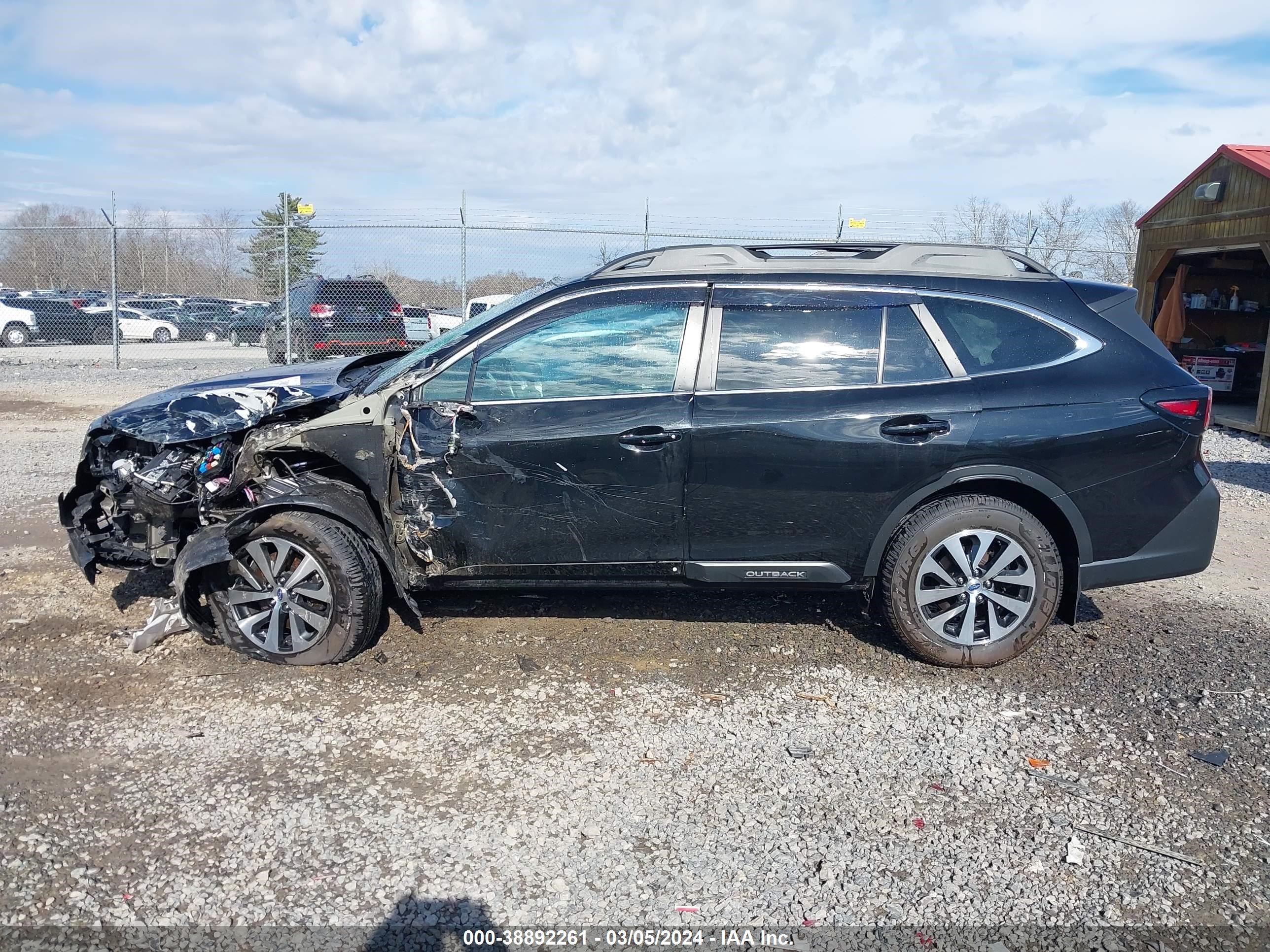 2021 Subaru Outback Premium vin: 4S4BTACC9M3183300