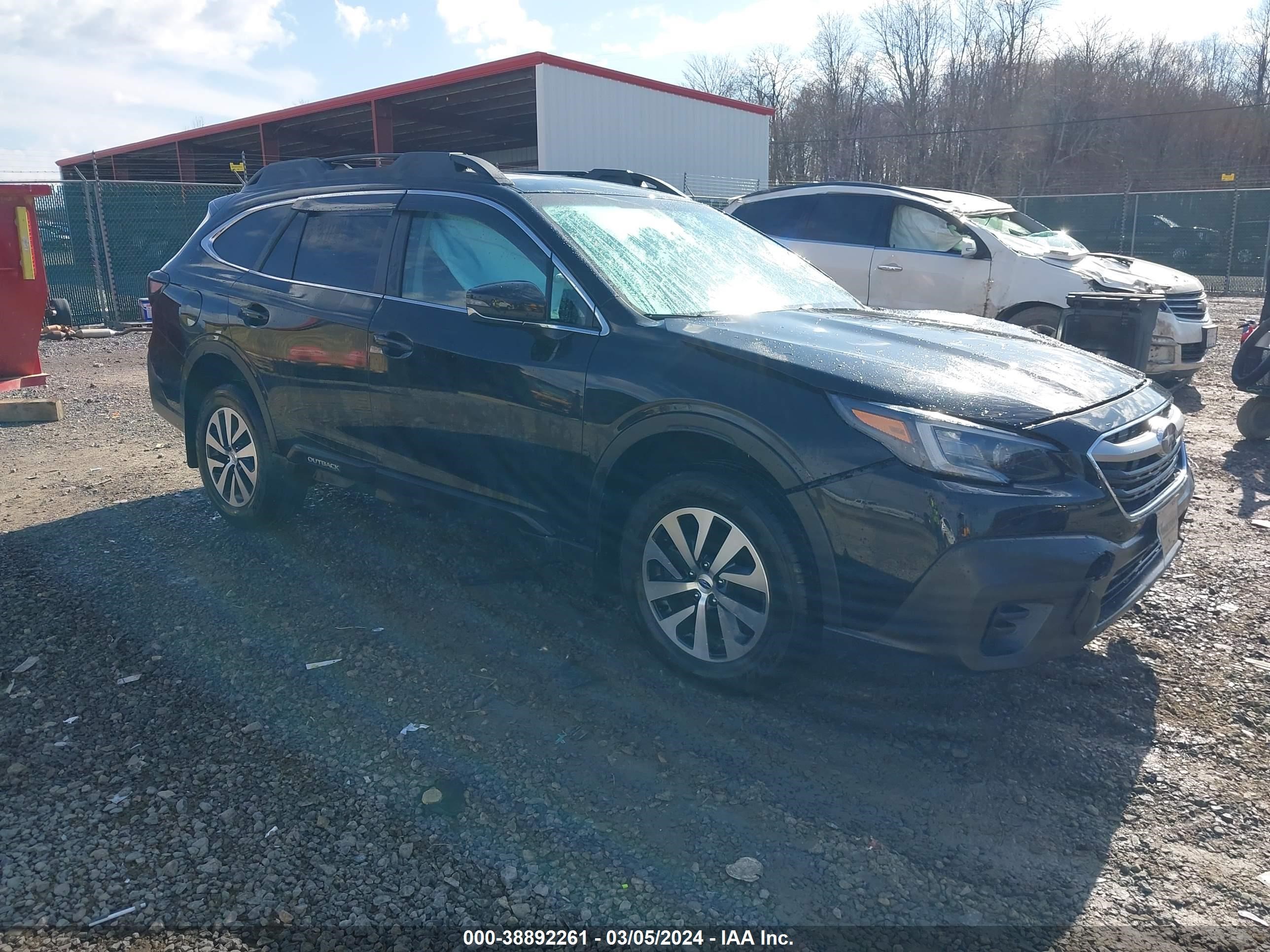 2021 Subaru Outback Premium vin: 4S4BTACC9M3183300