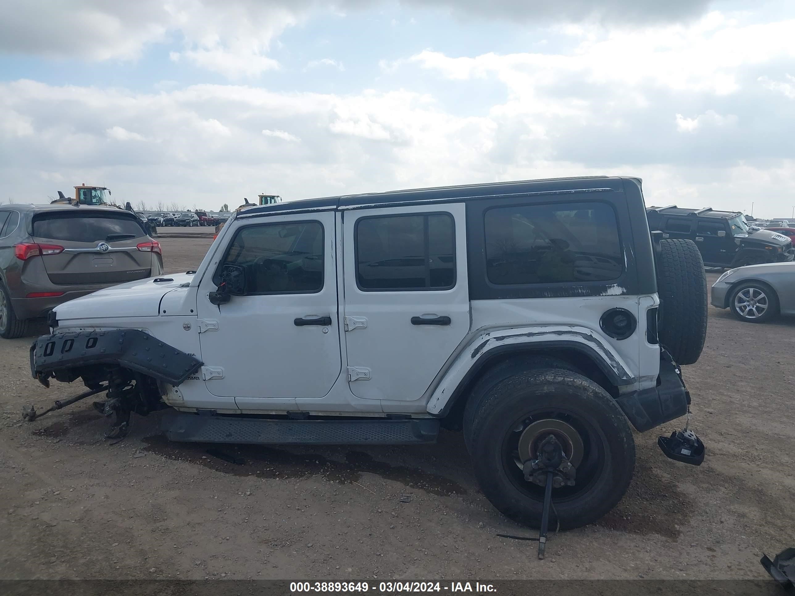 2019 Jeep Wrangler Unlimited Sahara 4X4 vin: 1C4HJXEN9KW682342