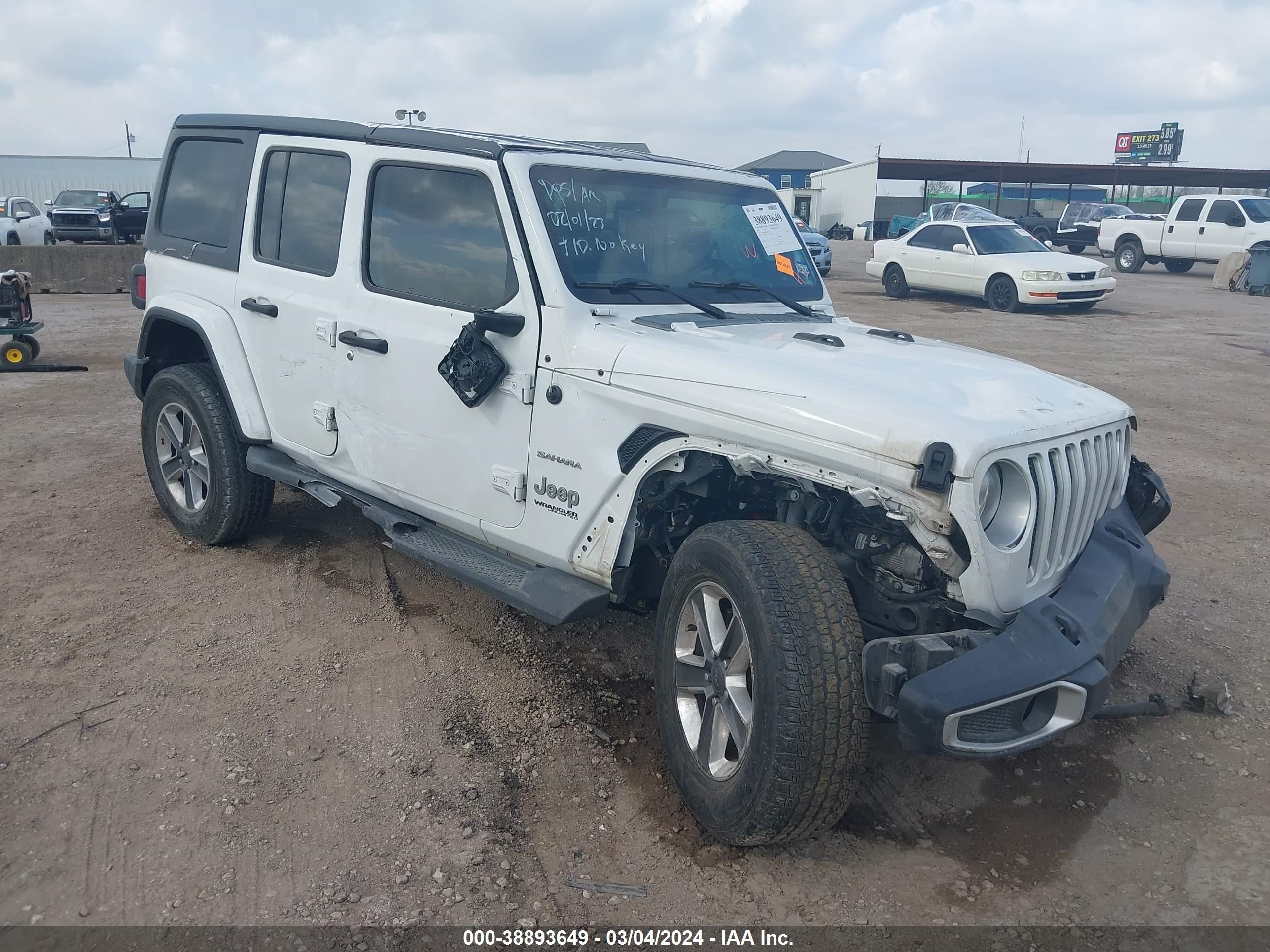 2019 Jeep Wrangler Unlimited Sahara 4X4 vin: 1C4HJXEN9KW682342