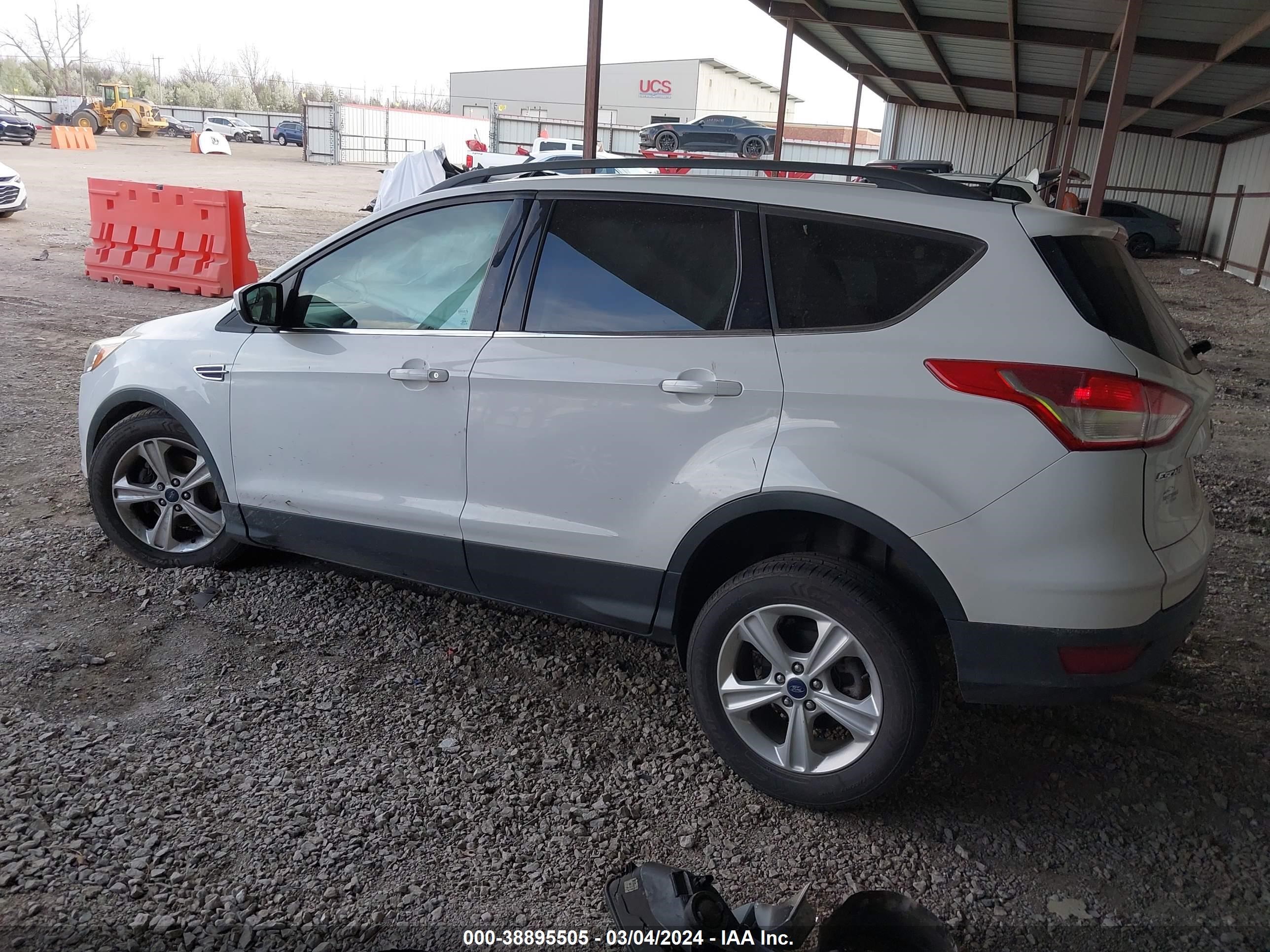 2014 Ford Escape Se vin: 1FMCU0GX7EUC66986