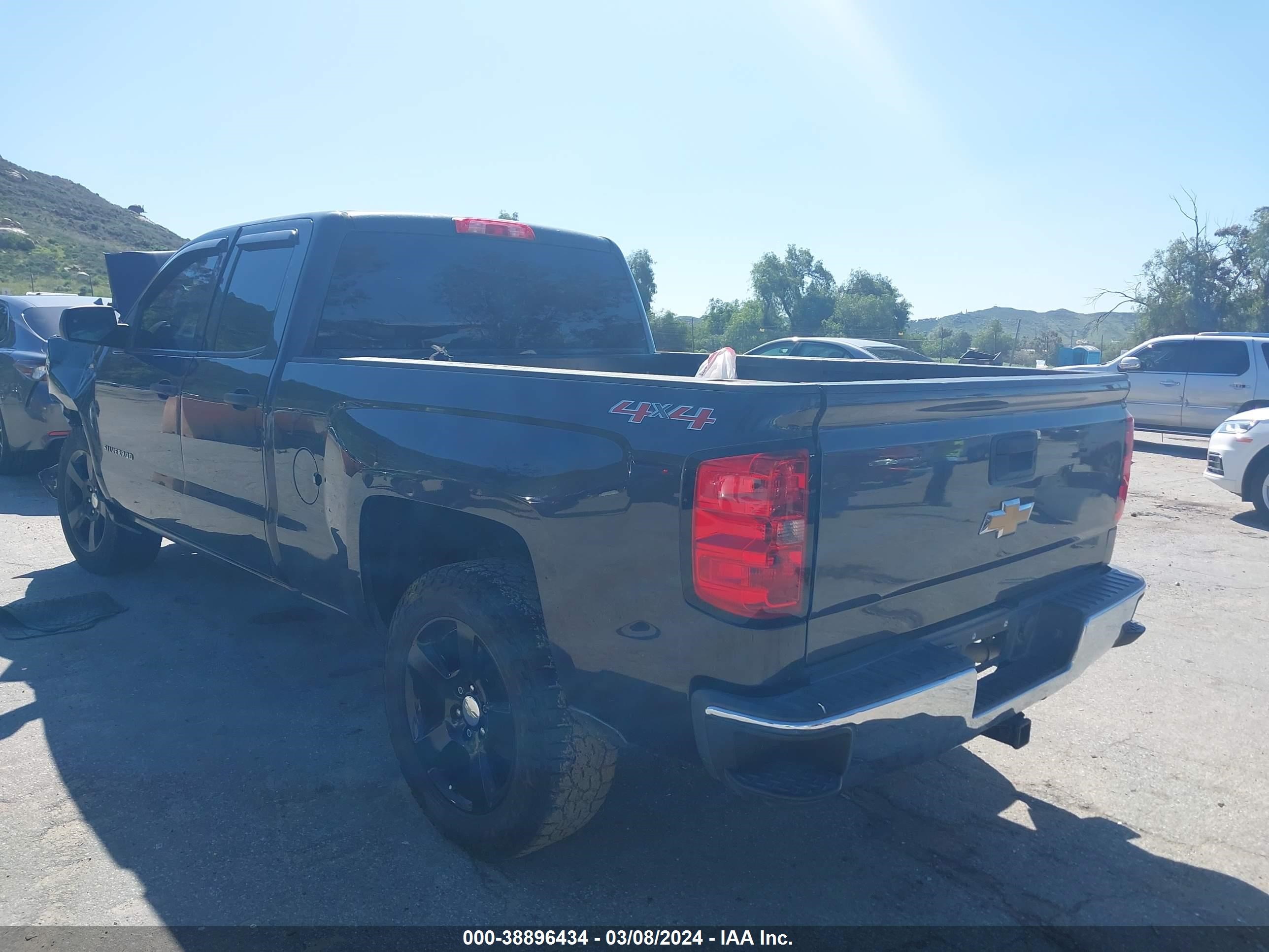 2014 Chevrolet Silverado 1500 1Lt vin: 1GCVKREC2EZ204275