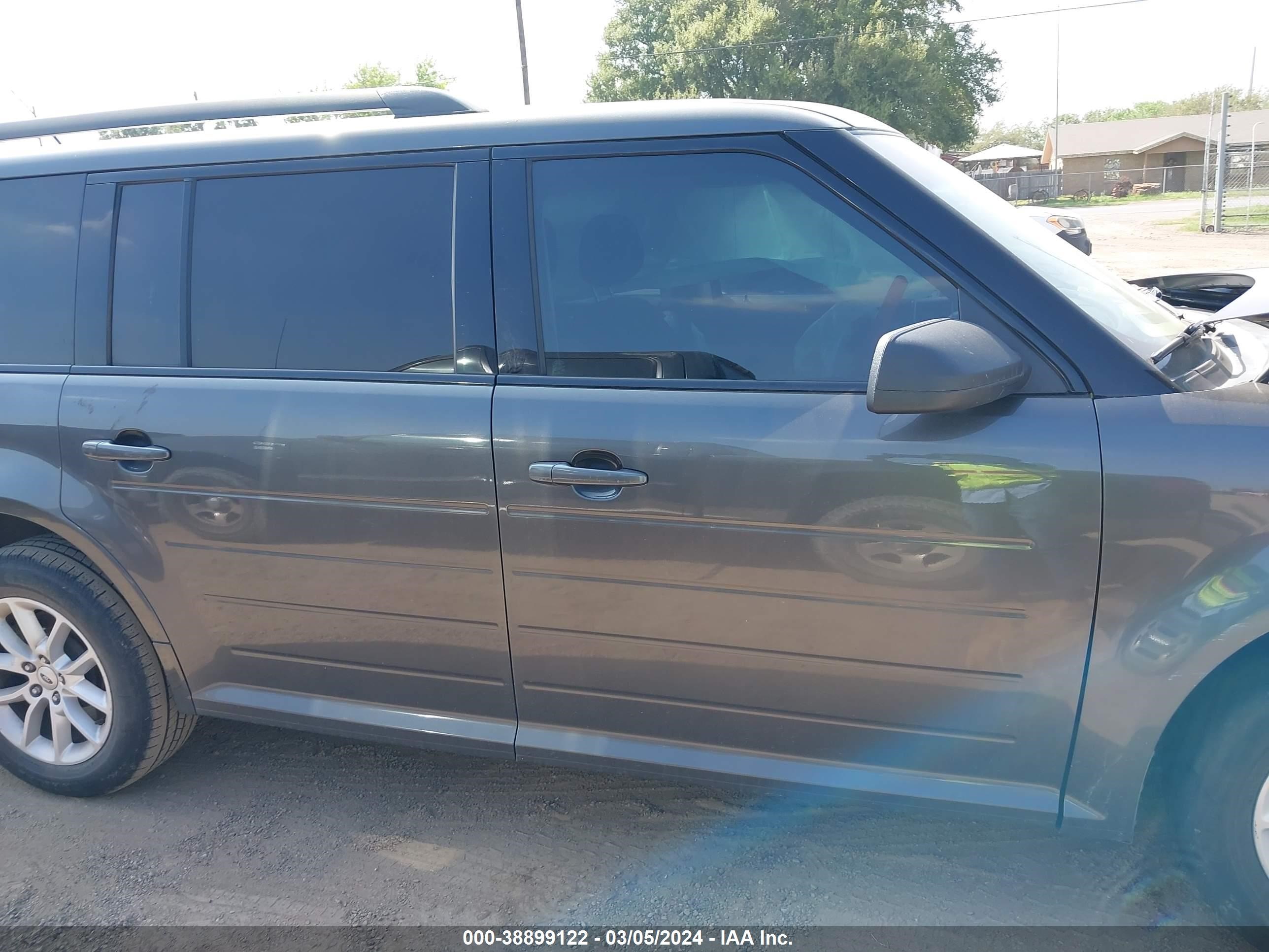 2019 Ford Flex Se vin: 2FMGK5B86KBA09341