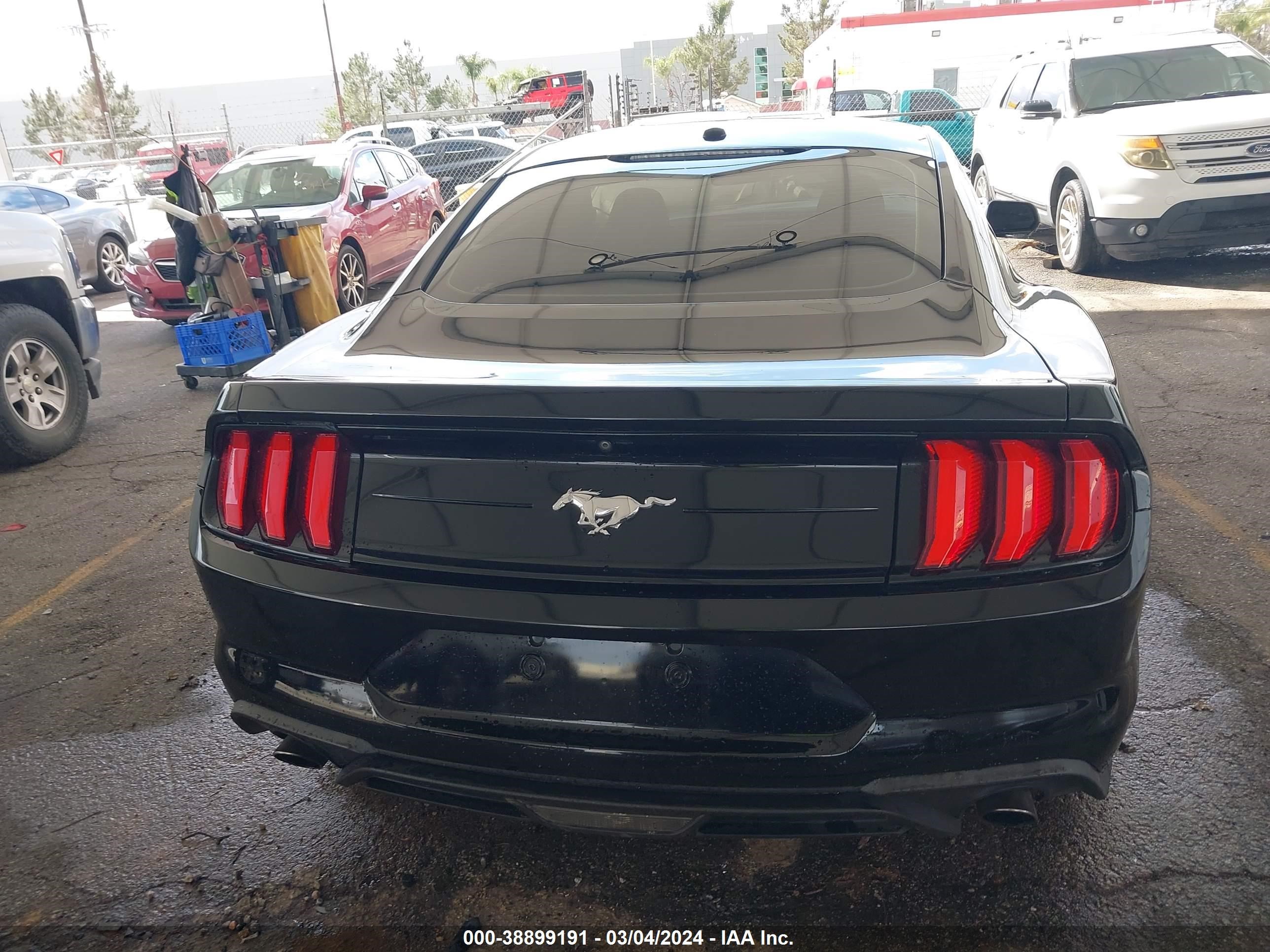 2019 Ford Mustang Ecoboost vin: 1FA6P8TH1K5130533