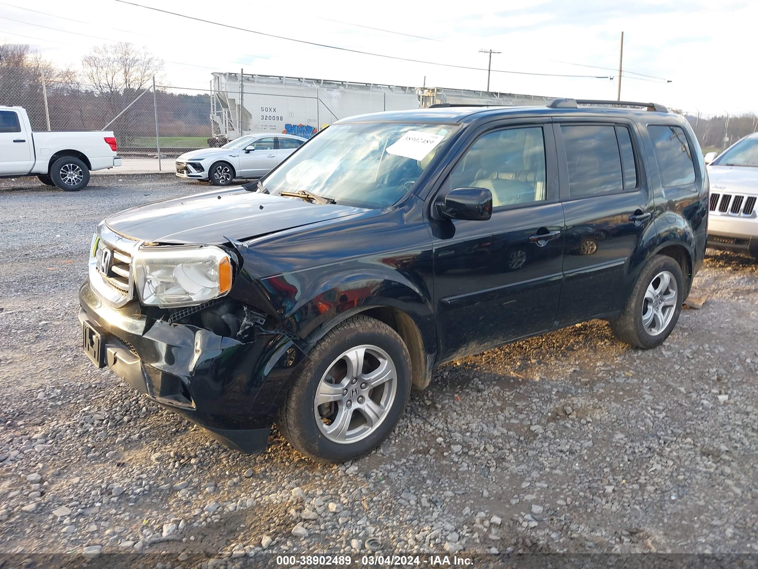 2014 Honda Pilot Ex-L vin: 5FNYF4H50EB010903