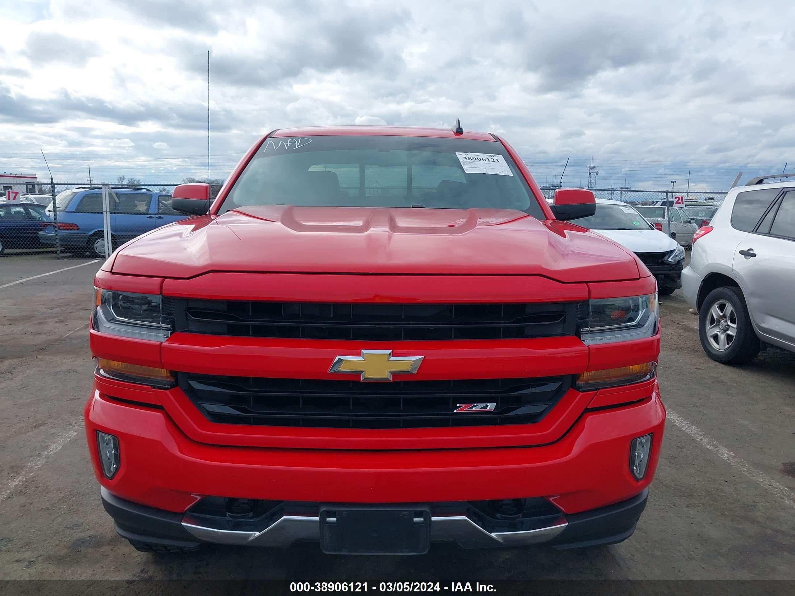 2016 Chevrolet Silverado 1500 2Lt vin: 3GCUKREC7GG187004