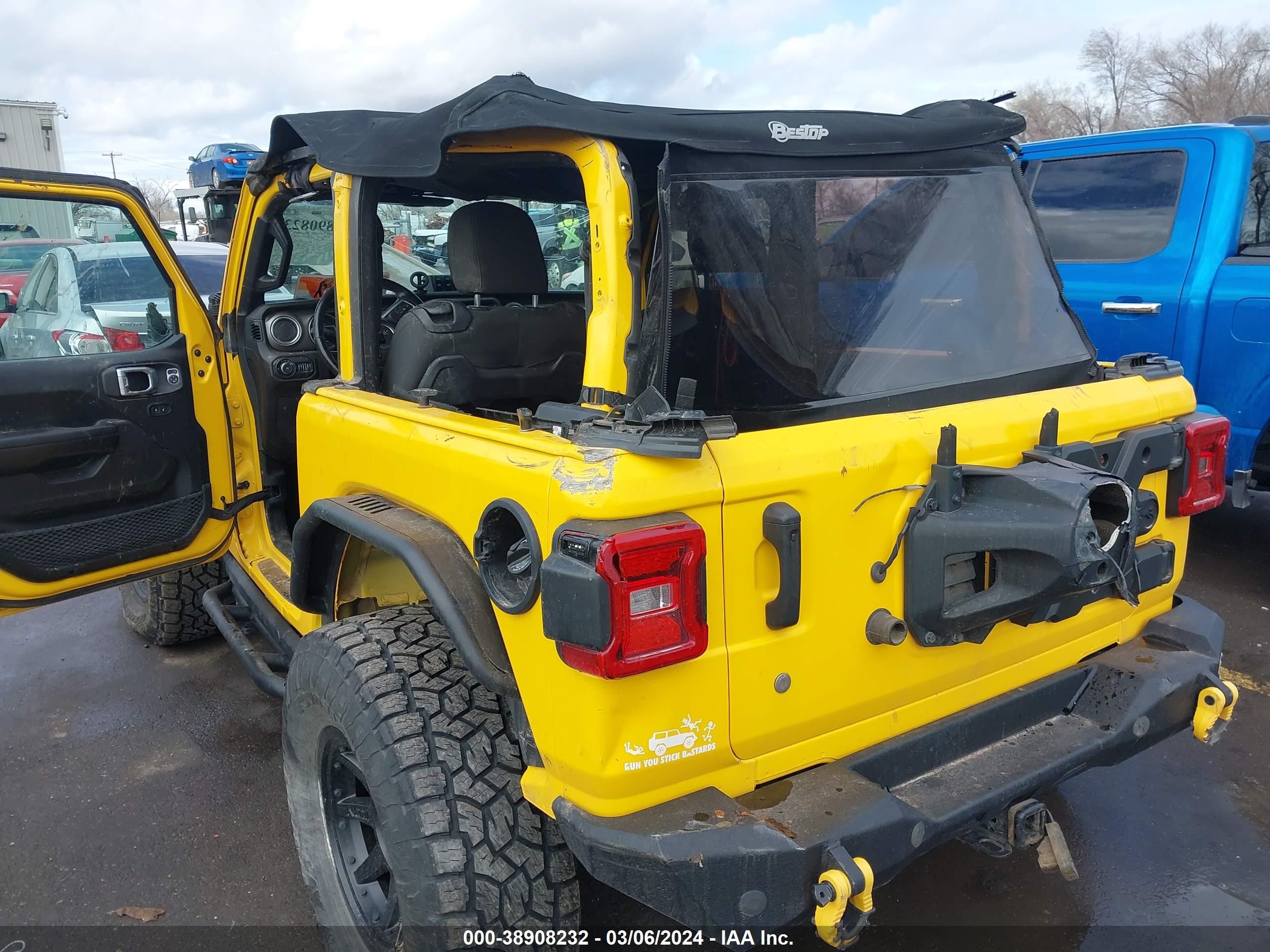 2019 Jeep Wrangler Rubicon 4X4 vin: 1C4HJXCN3KW502436