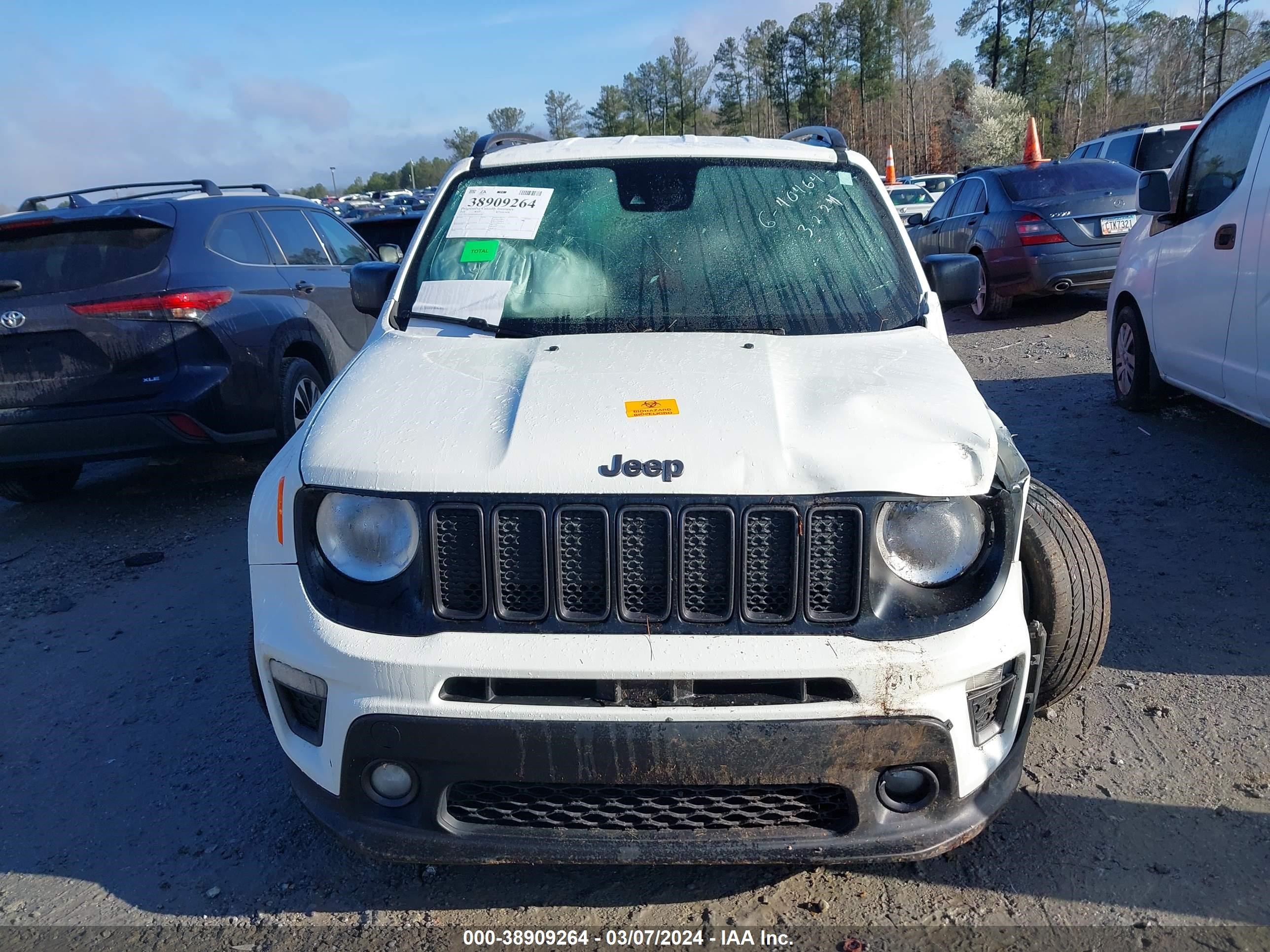 2021 Jeep Renegade Latitude Fwd vin: ZACNJCBB5MPM69763