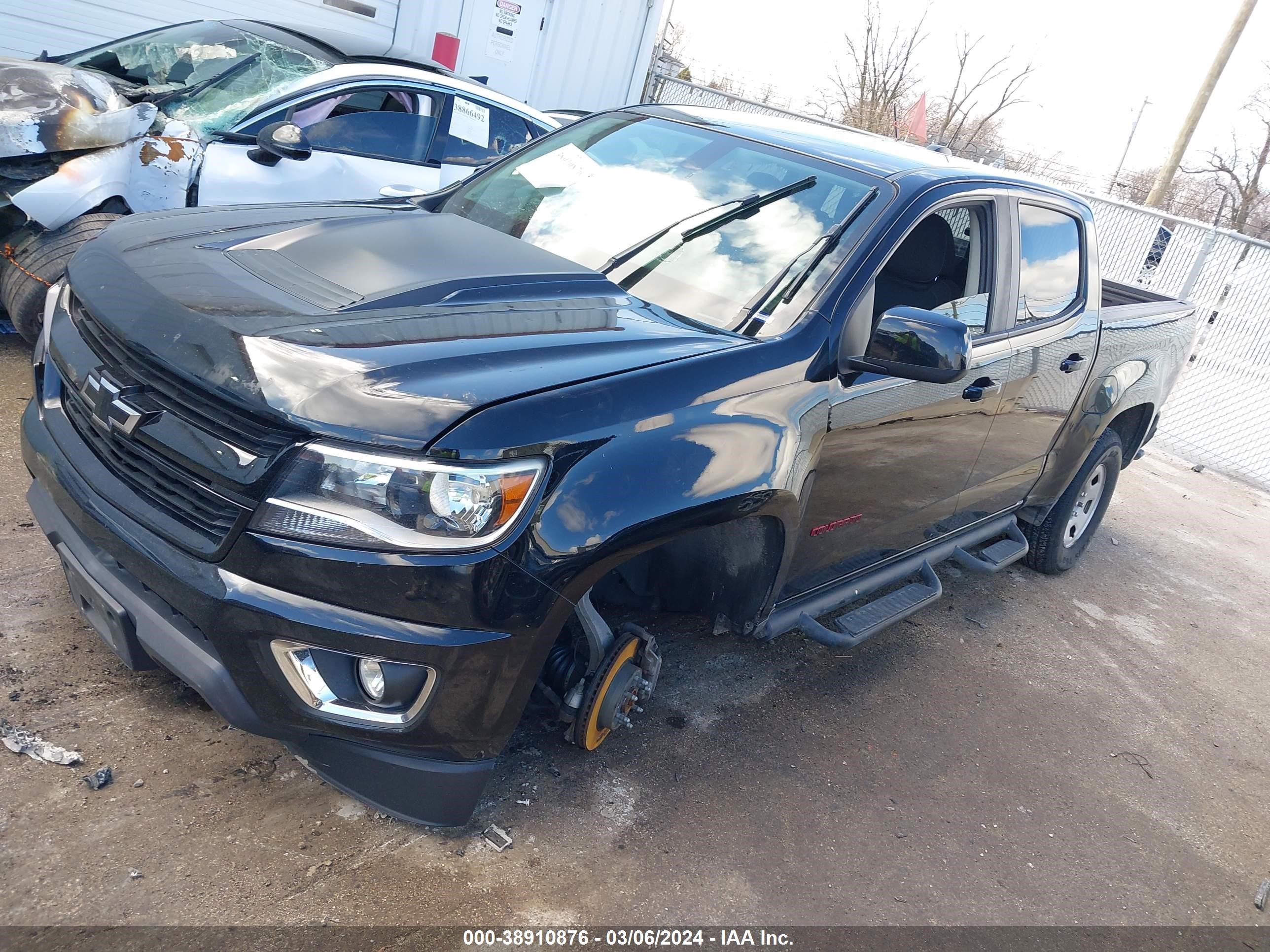 2018 Chevrolet Colorado Lt vin: 1GCGTCENXJ1148261