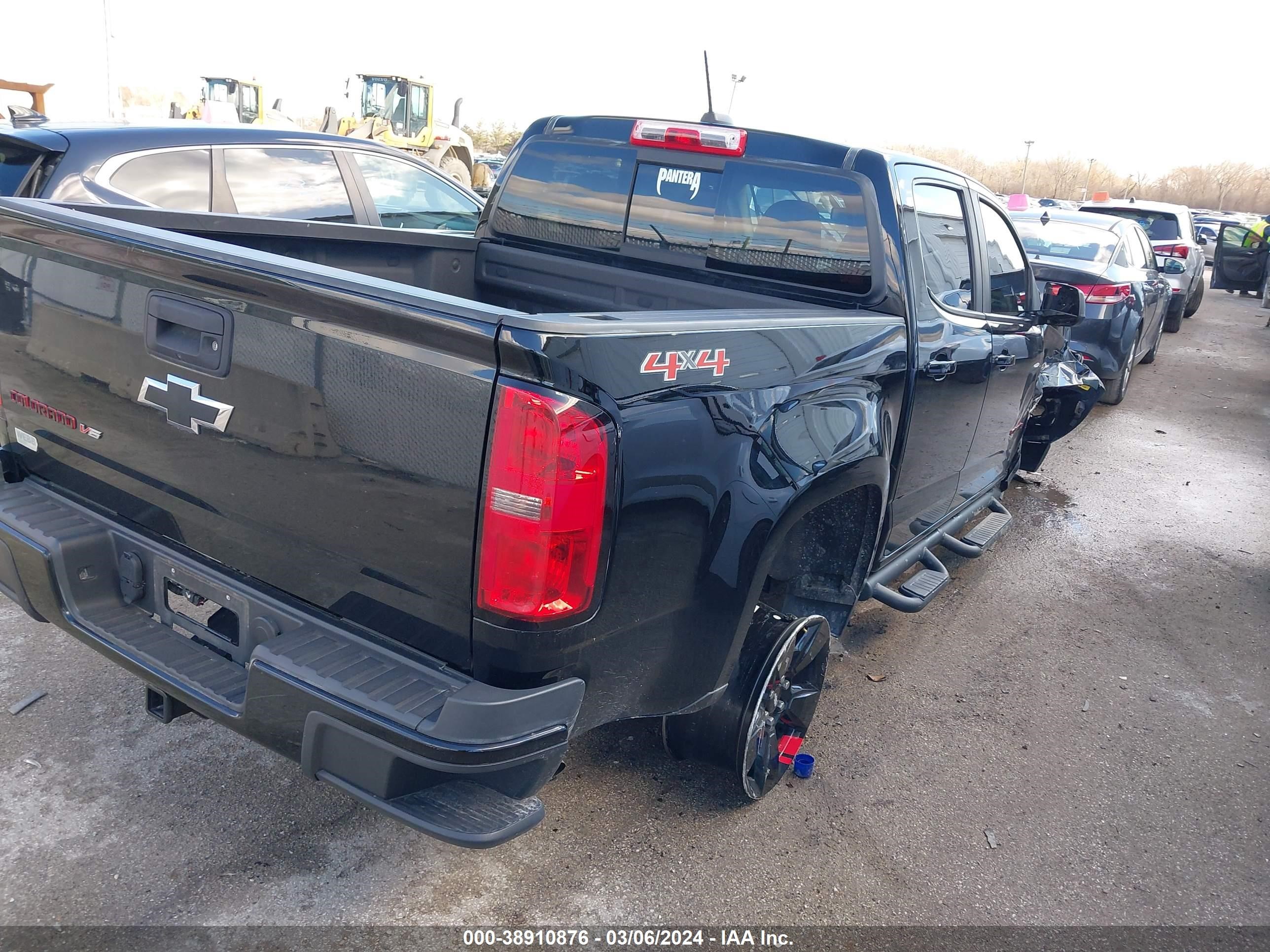 2018 Chevrolet Colorado Lt vin: 1GCGTCENXJ1148261