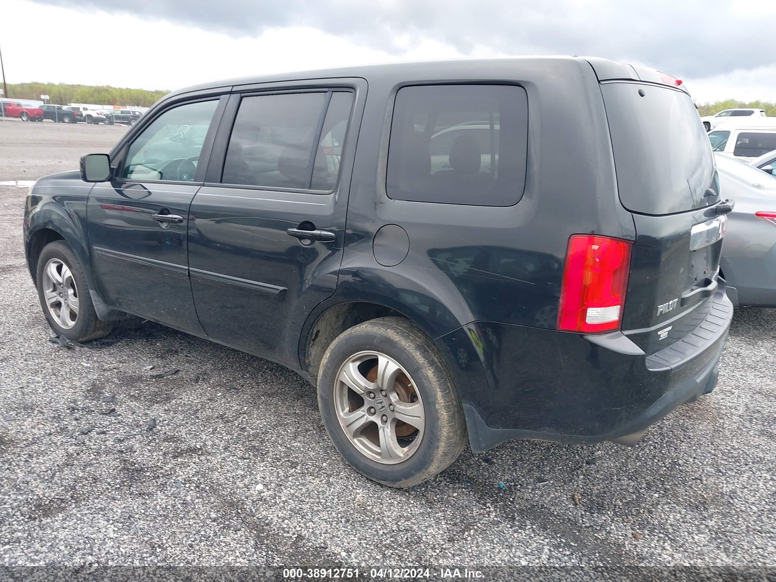 2012 Honda Pilot Ex-L vin: 5FNYF4H5XCB037796