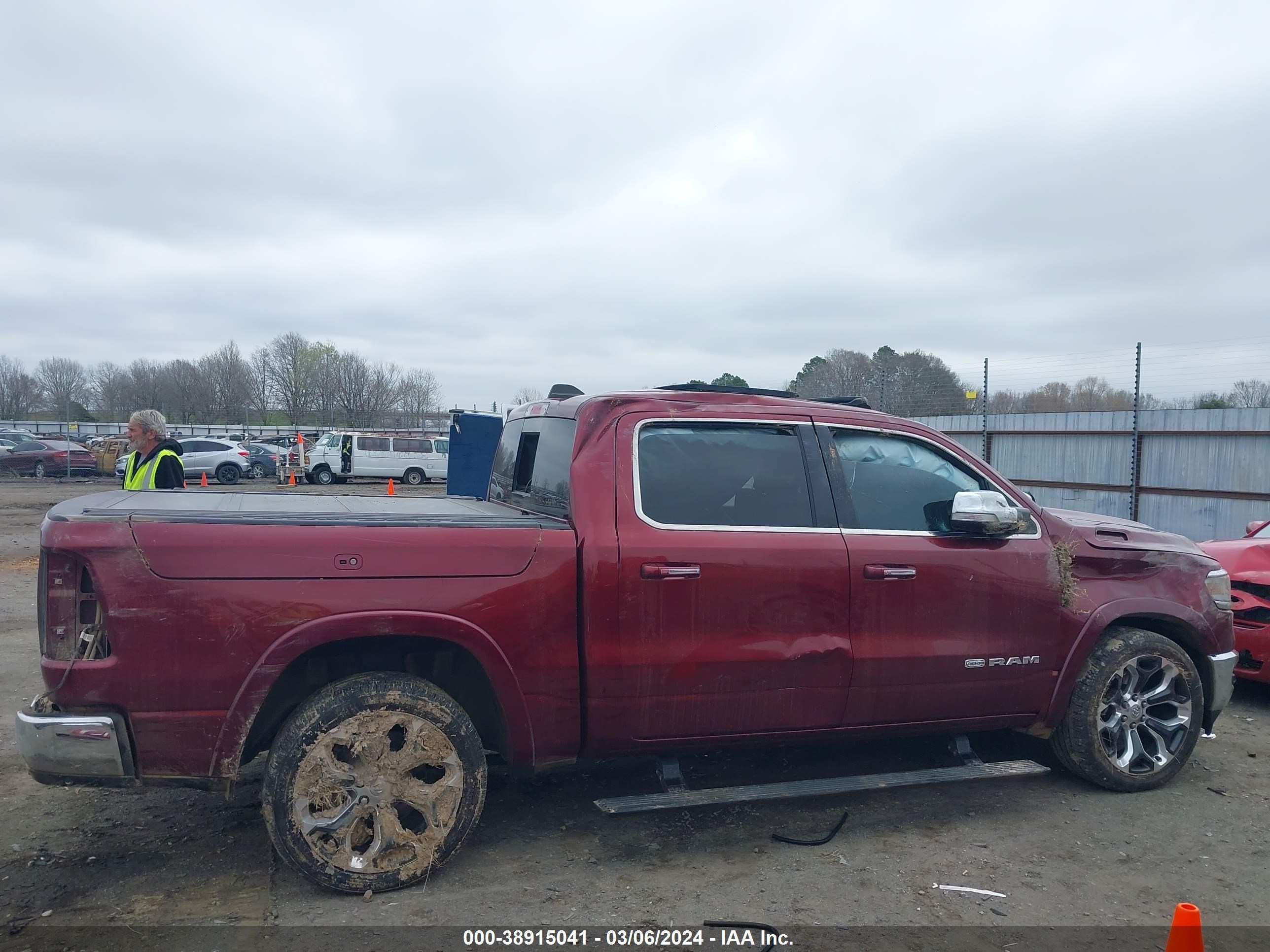 2019 Ram 1500 Longhorn 4X2 5'7 Box vin: 1C6RREKT6KN679075