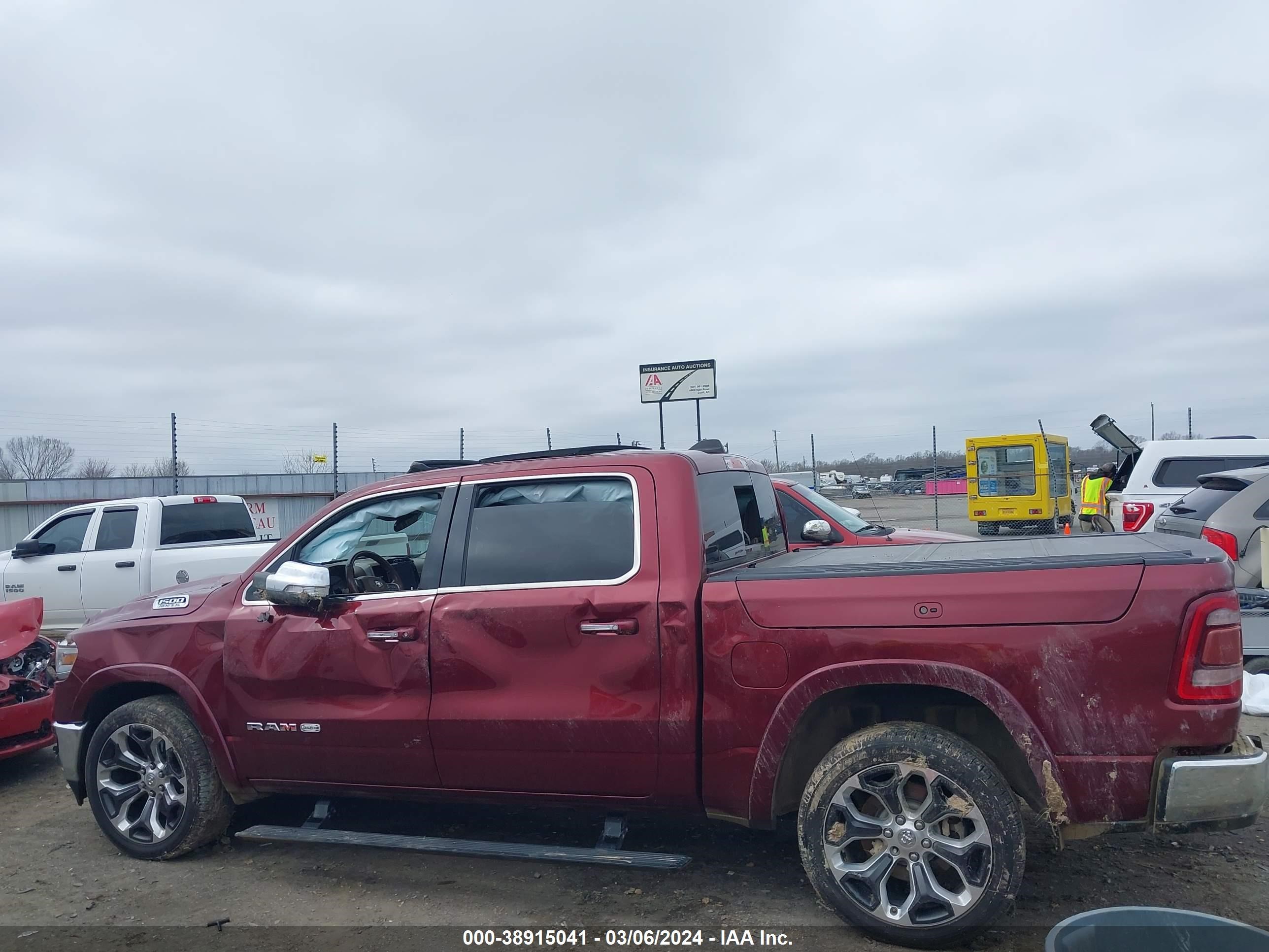 2019 Ram 1500 Longhorn 4X2 5'7 Box vin: 1C6RREKT6KN679075