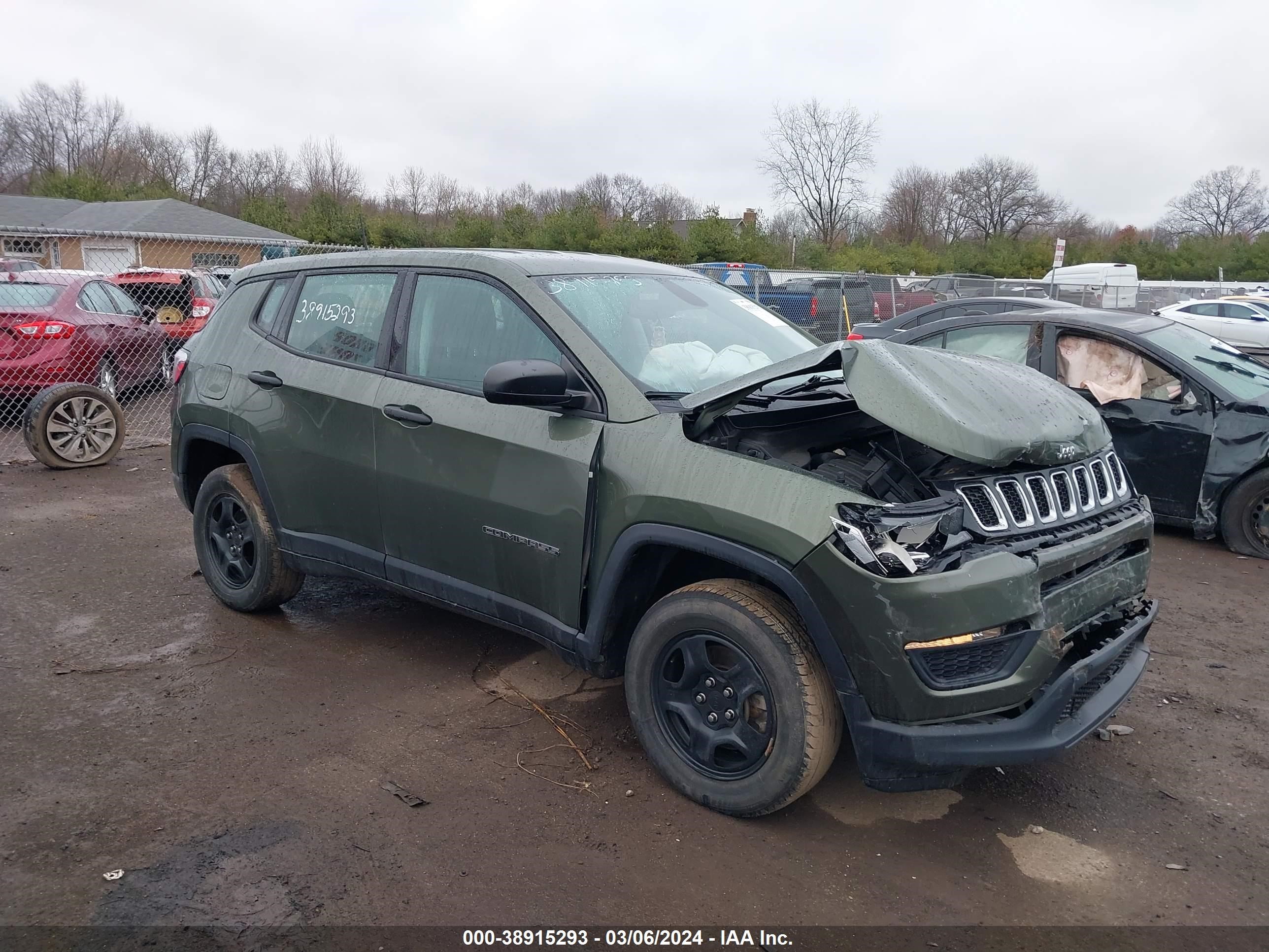 2019 Jeep Compass Sport 4X4 vin: 3C4NJDAB2KT771527