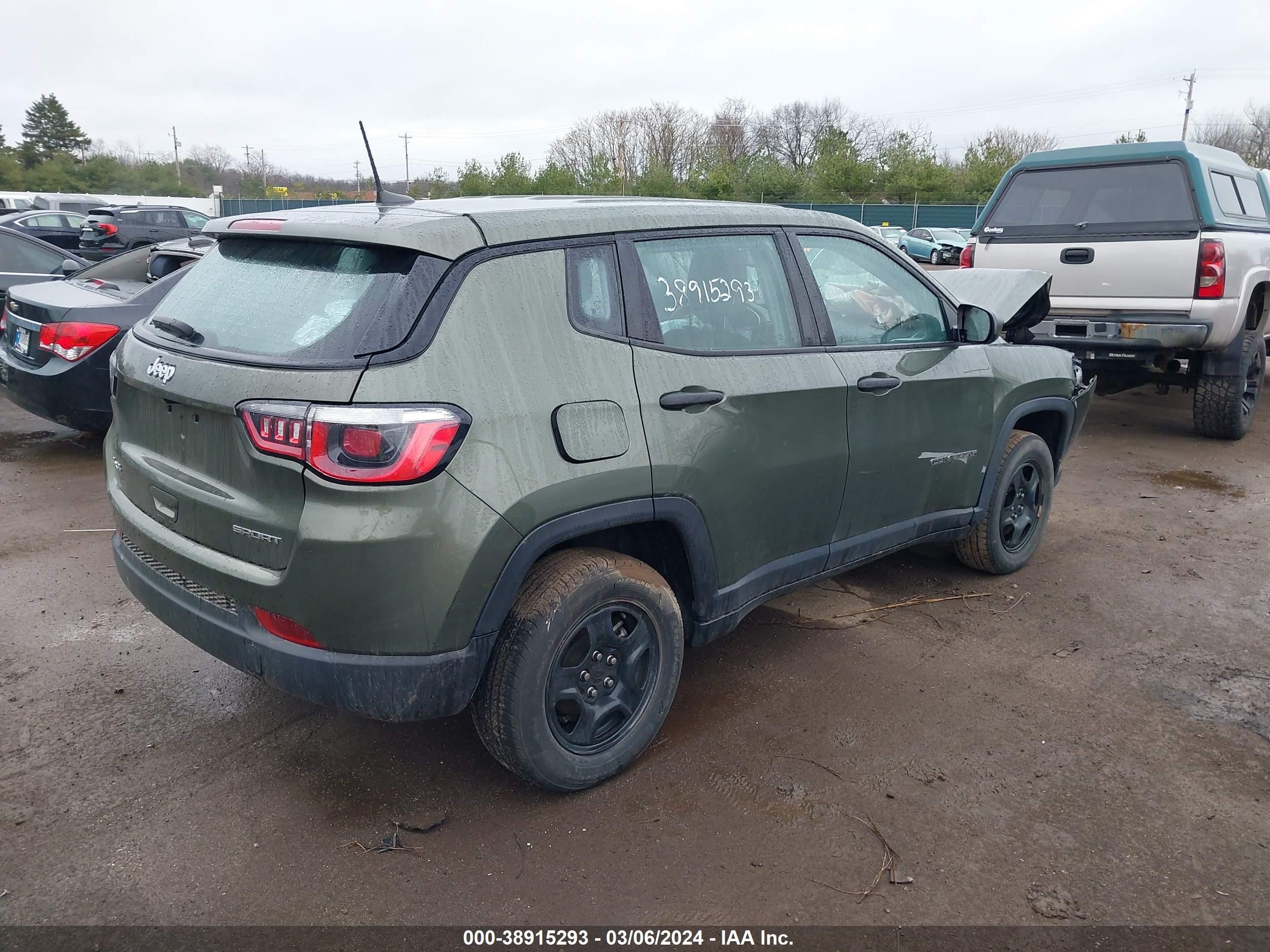 2019 Jeep Compass Sport 4X4 vin: 3C4NJDAB2KT771527