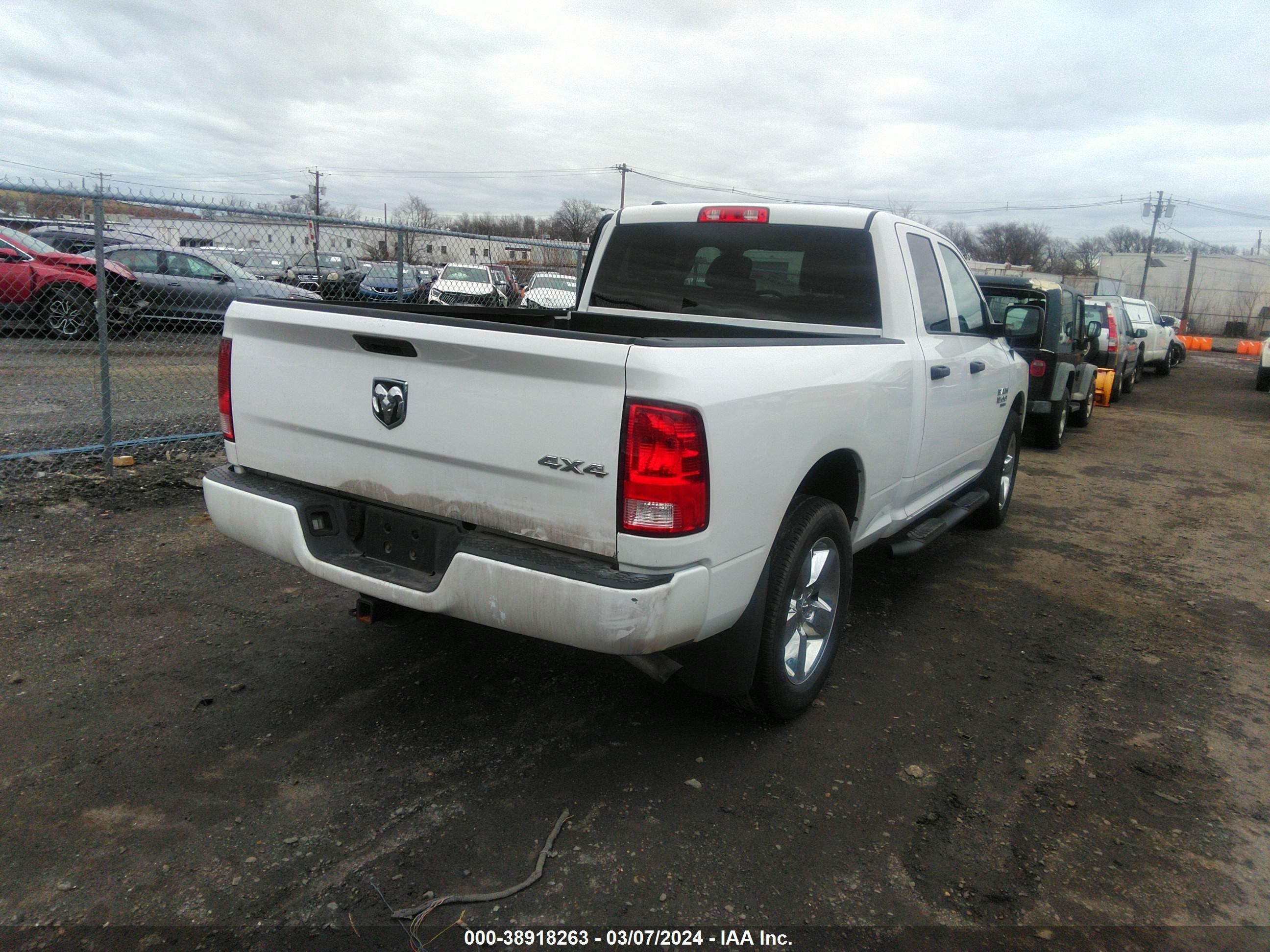 2019 Ram 1500 Classic Express Quad Cab 4X4 6'4 Box vin: 1C6RR7FG9KS501249